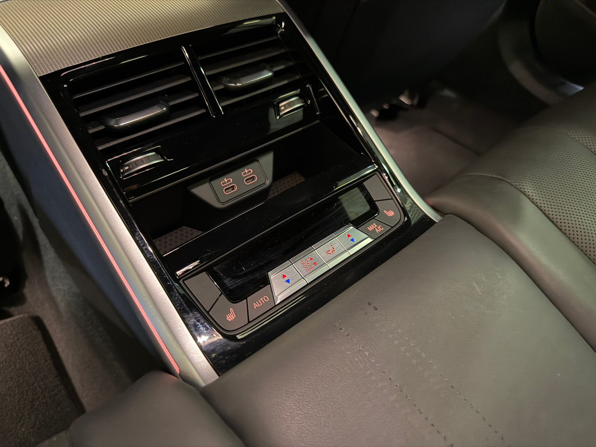 listing desktop thumbnail image 5