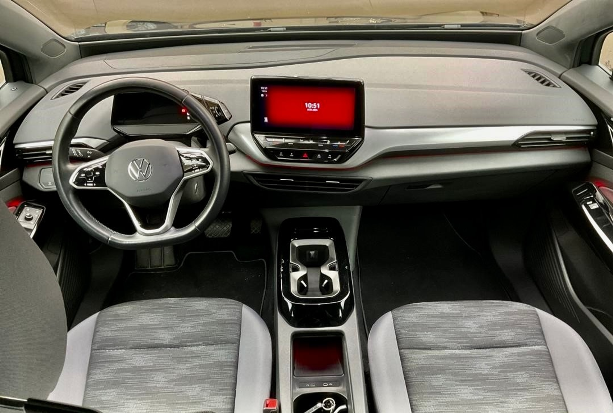 listing desktop thumbnail image 4