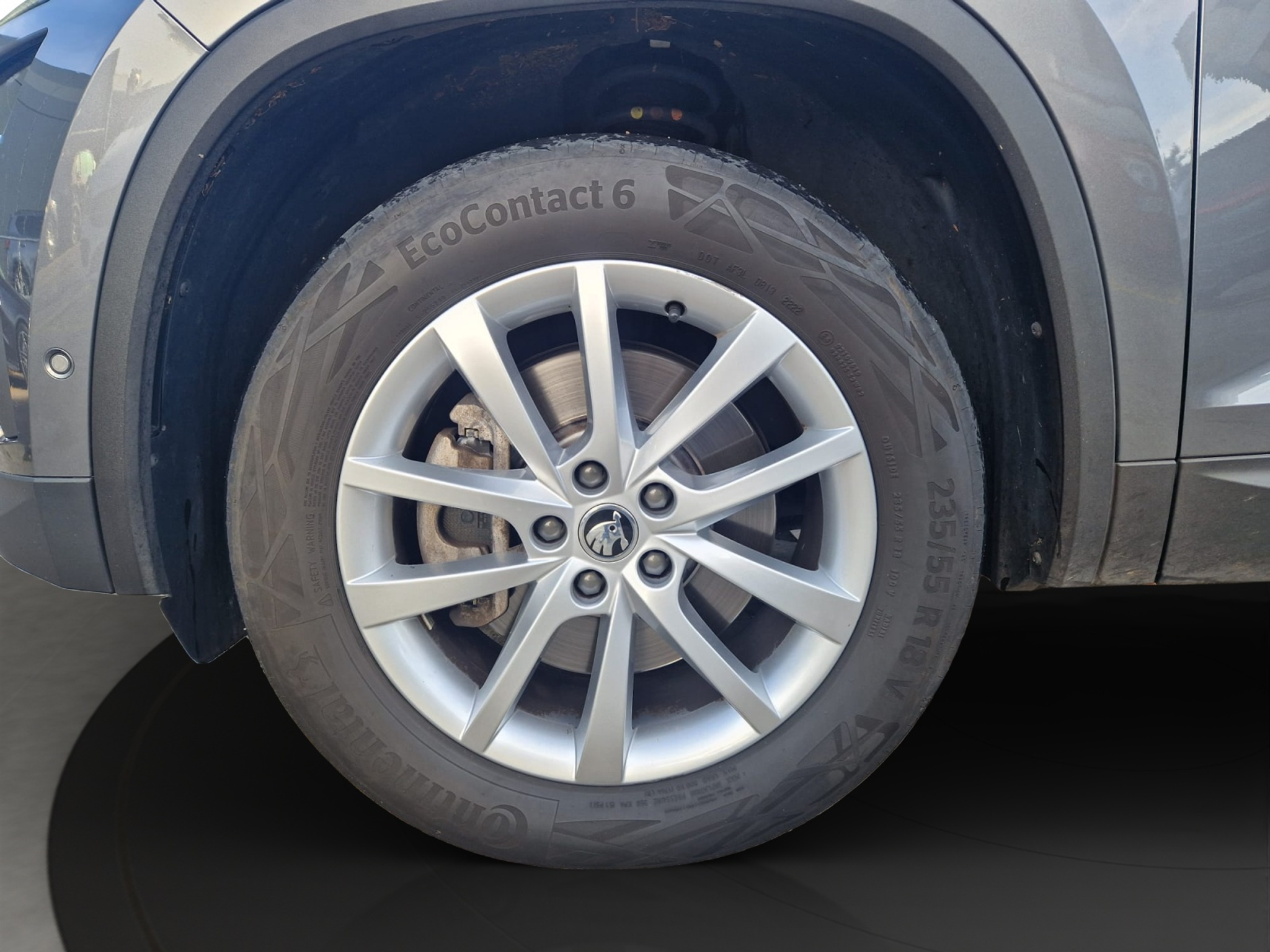 listing desktop thumbnail image 3