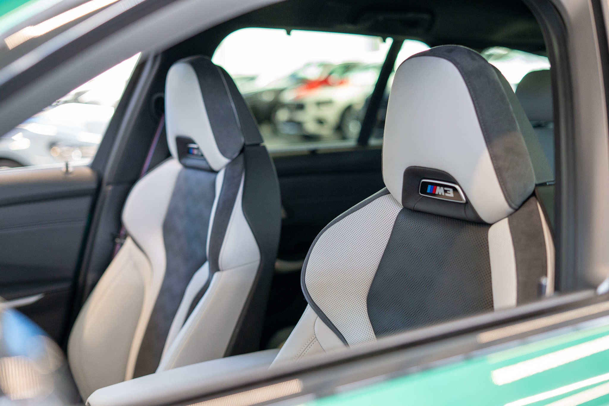 listing desktop thumbnail image 9