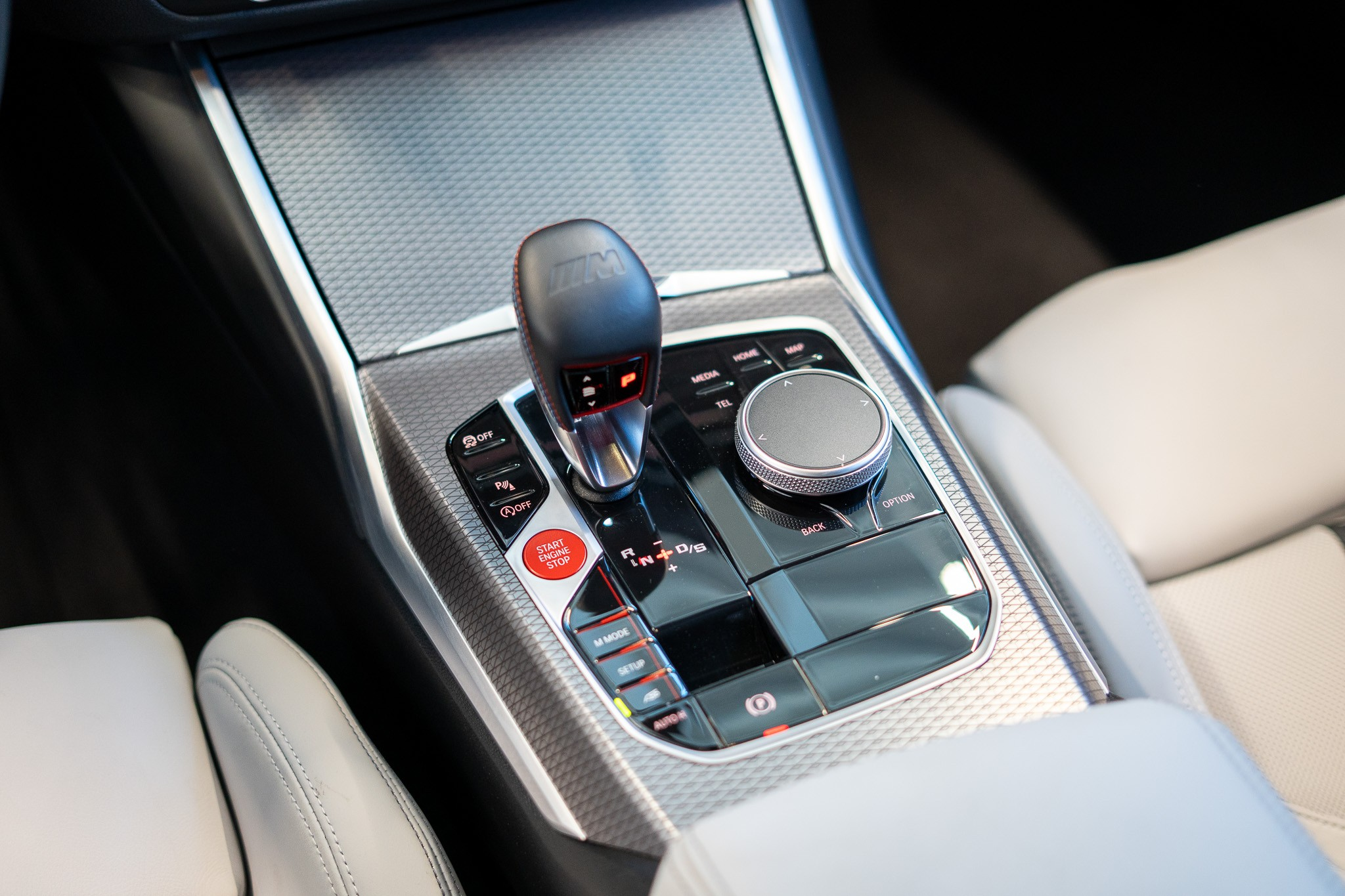 listing desktop thumbnail image 12