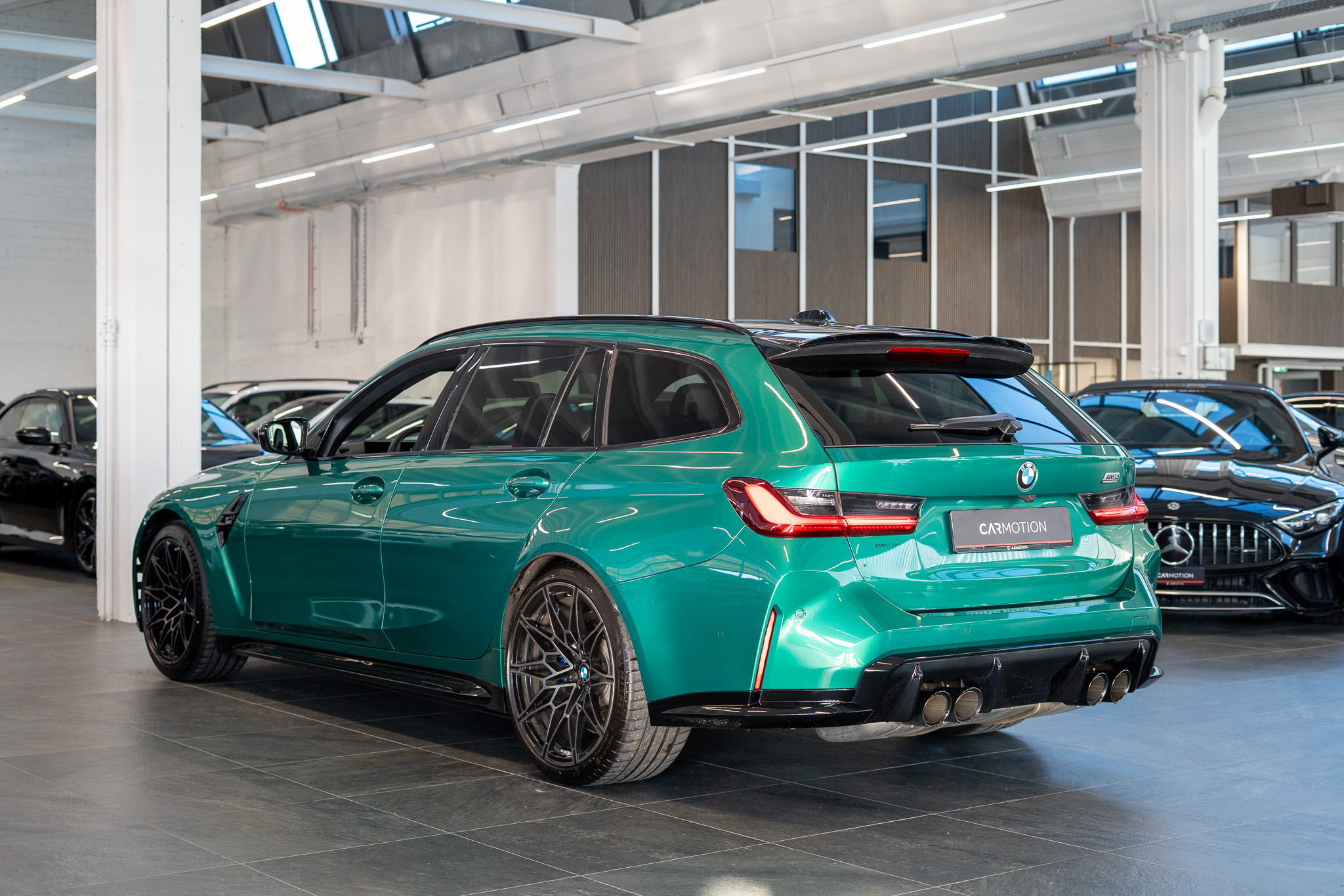 listing desktop thumbnail image 7