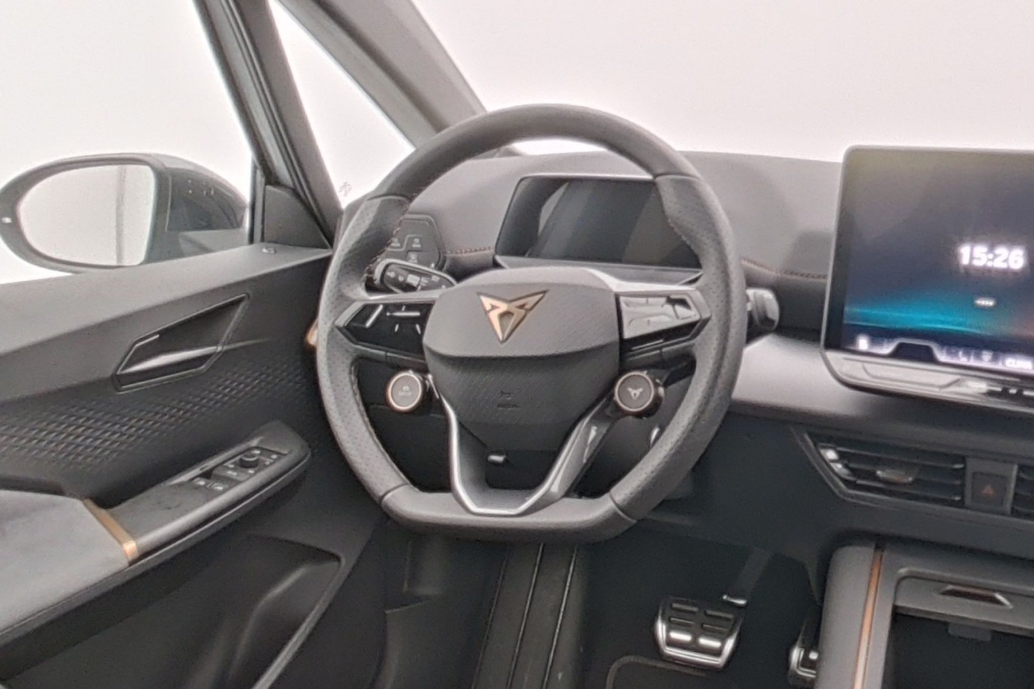 listing desktop thumbnail image 8