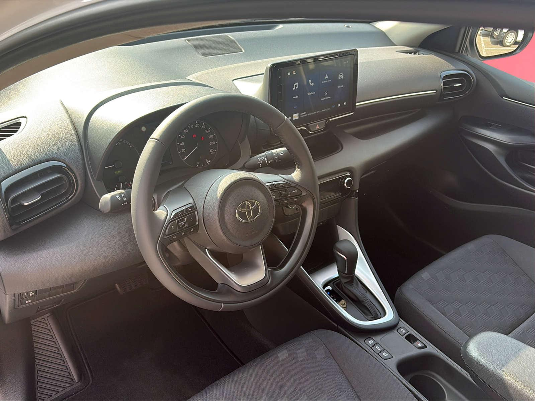 listing desktop thumbnail image 9