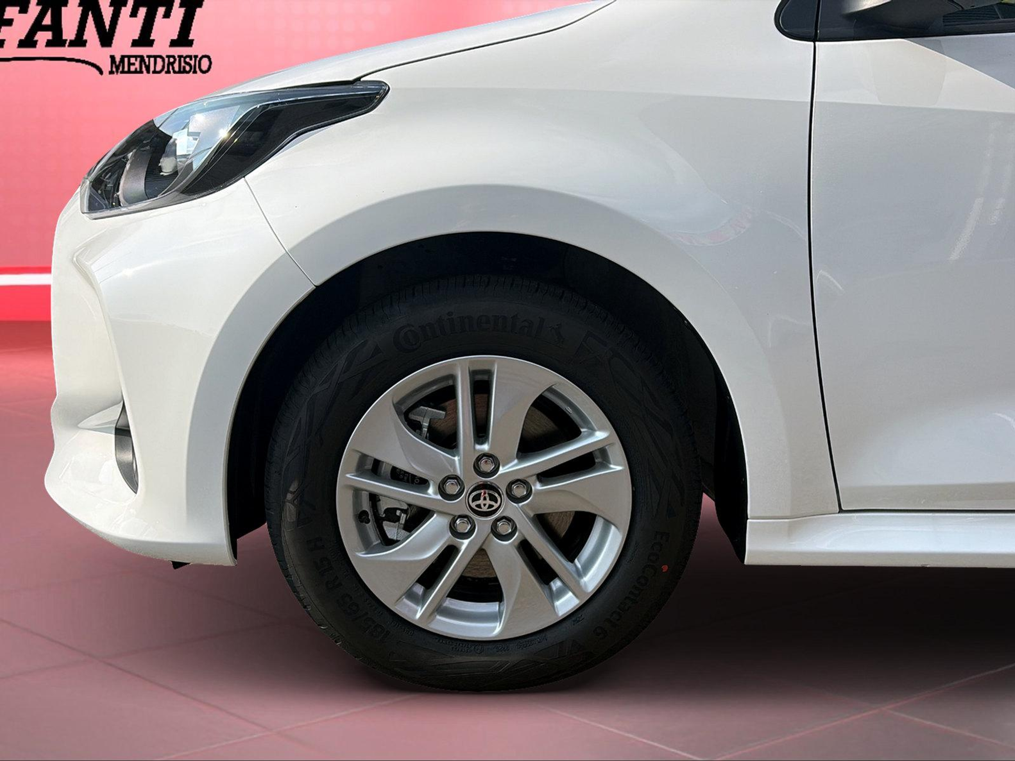 listing desktop thumbnail image 2