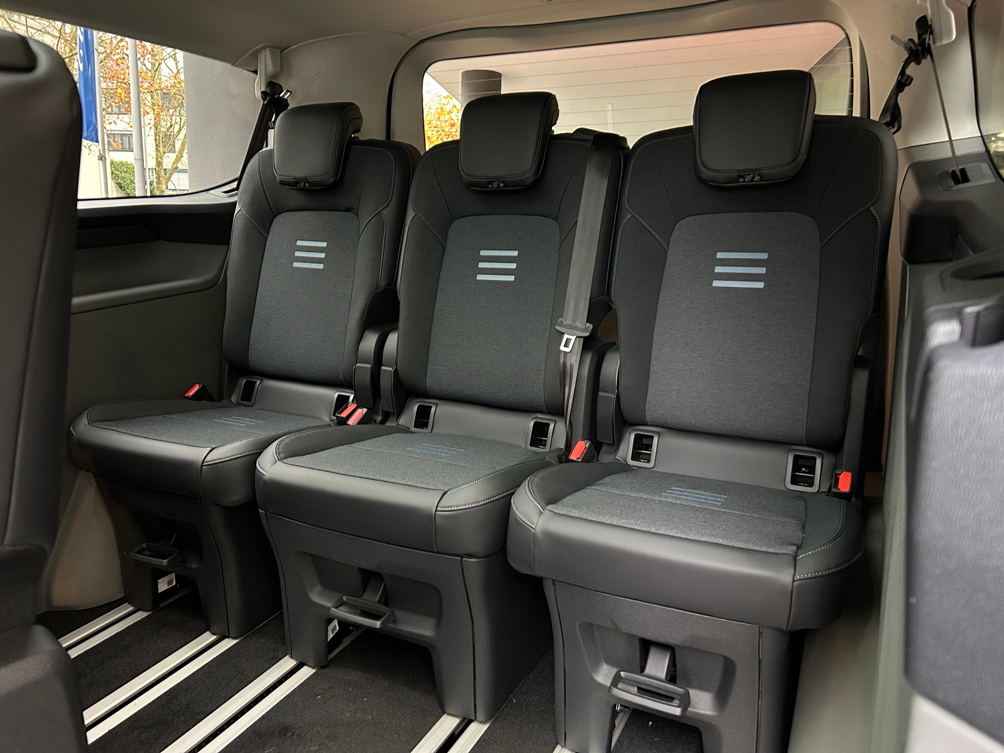 listing desktop thumbnail image 13