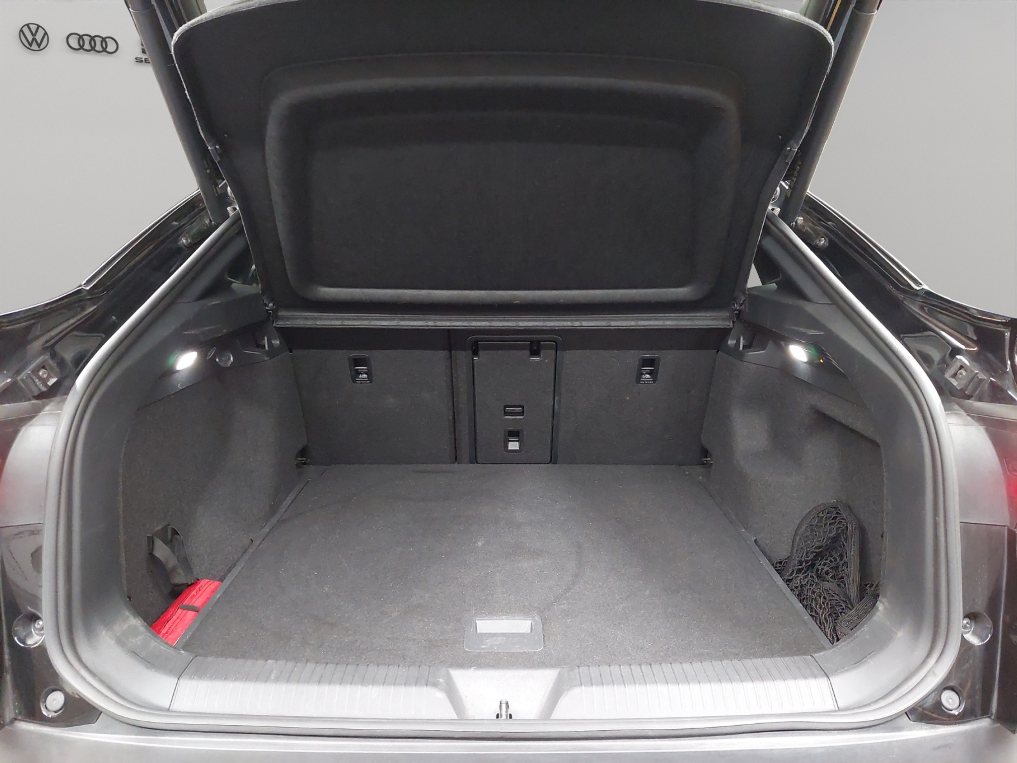 listing desktop thumbnail image 10