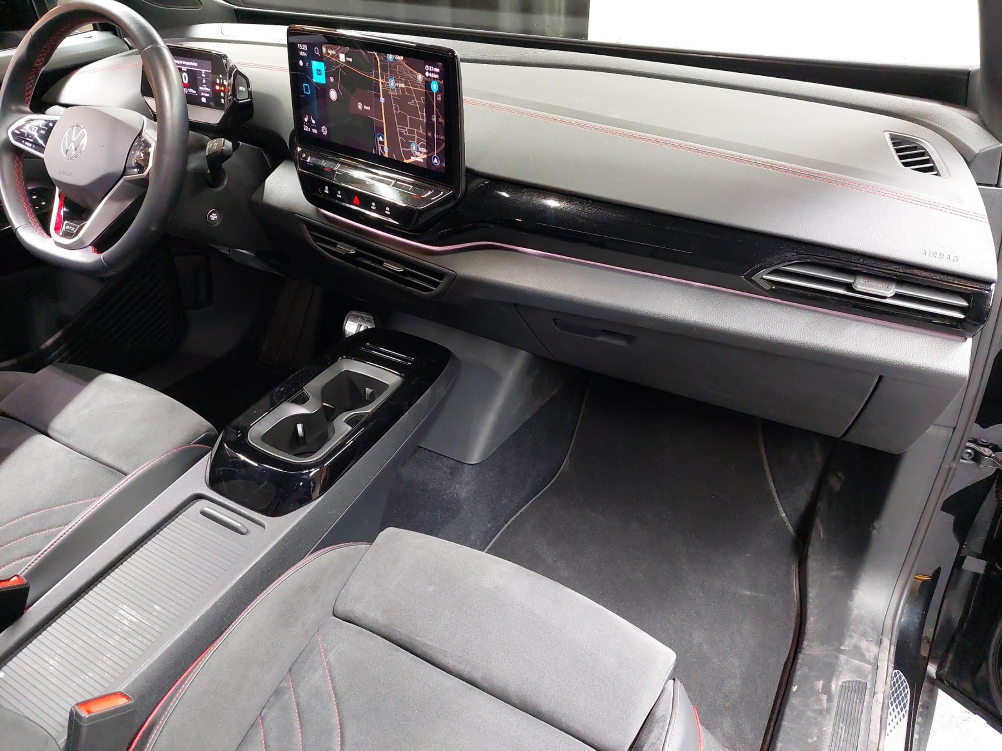 listing desktop thumbnail image 9