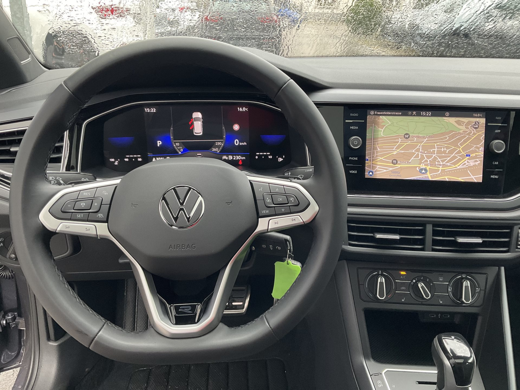 listing desktop thumbnail image 9