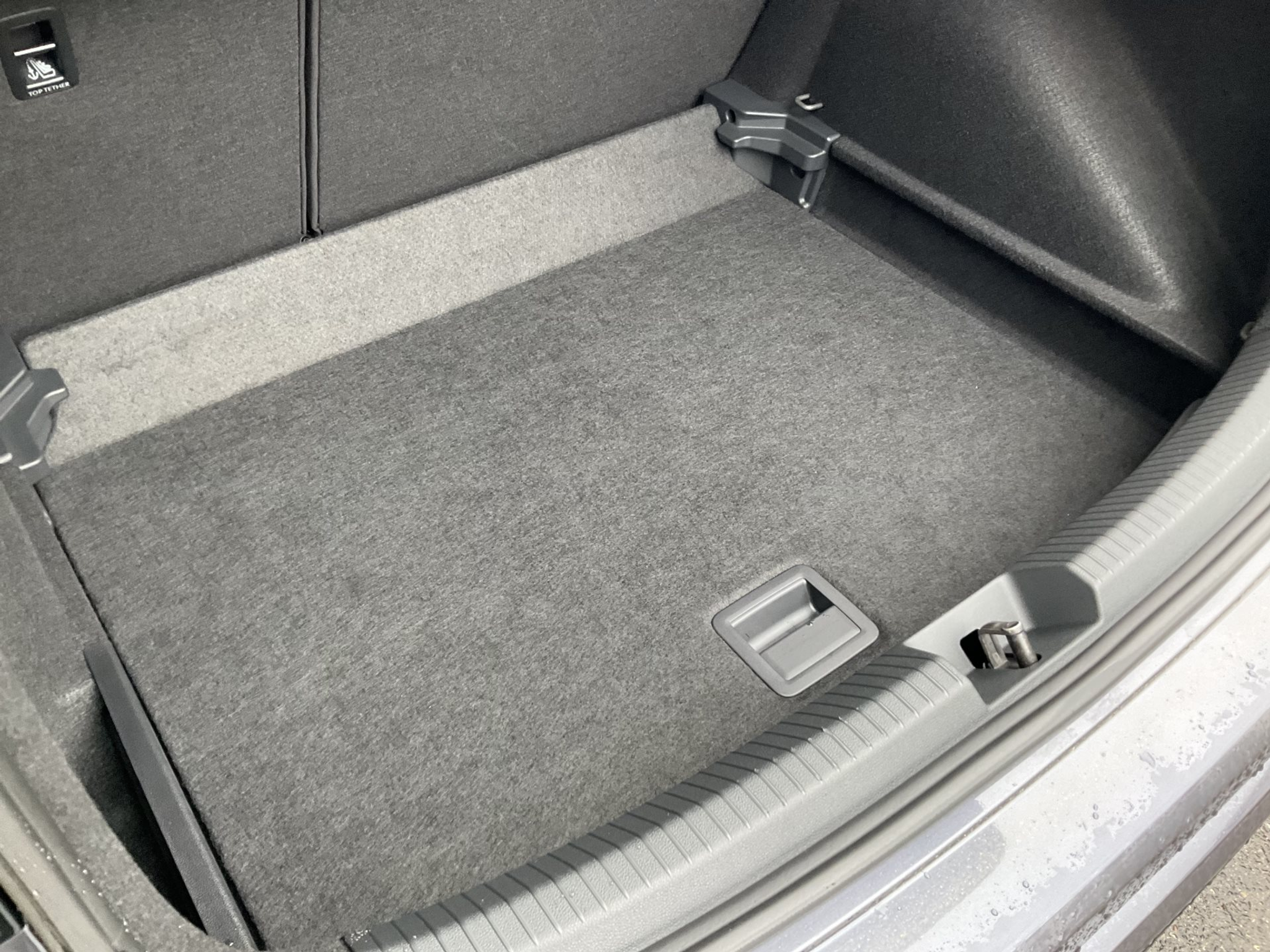 listing desktop thumbnail image 24