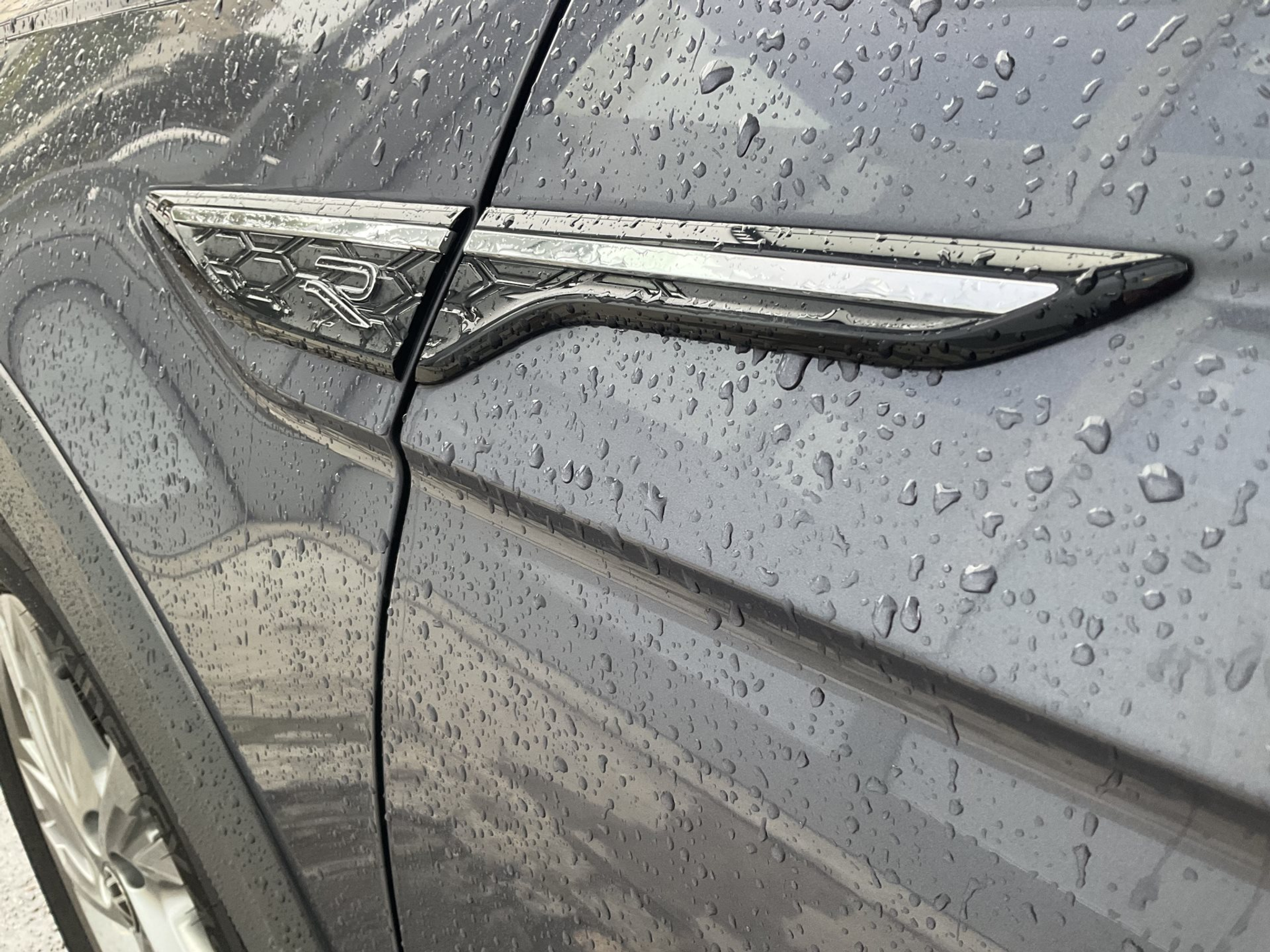 listing desktop thumbnail image 25