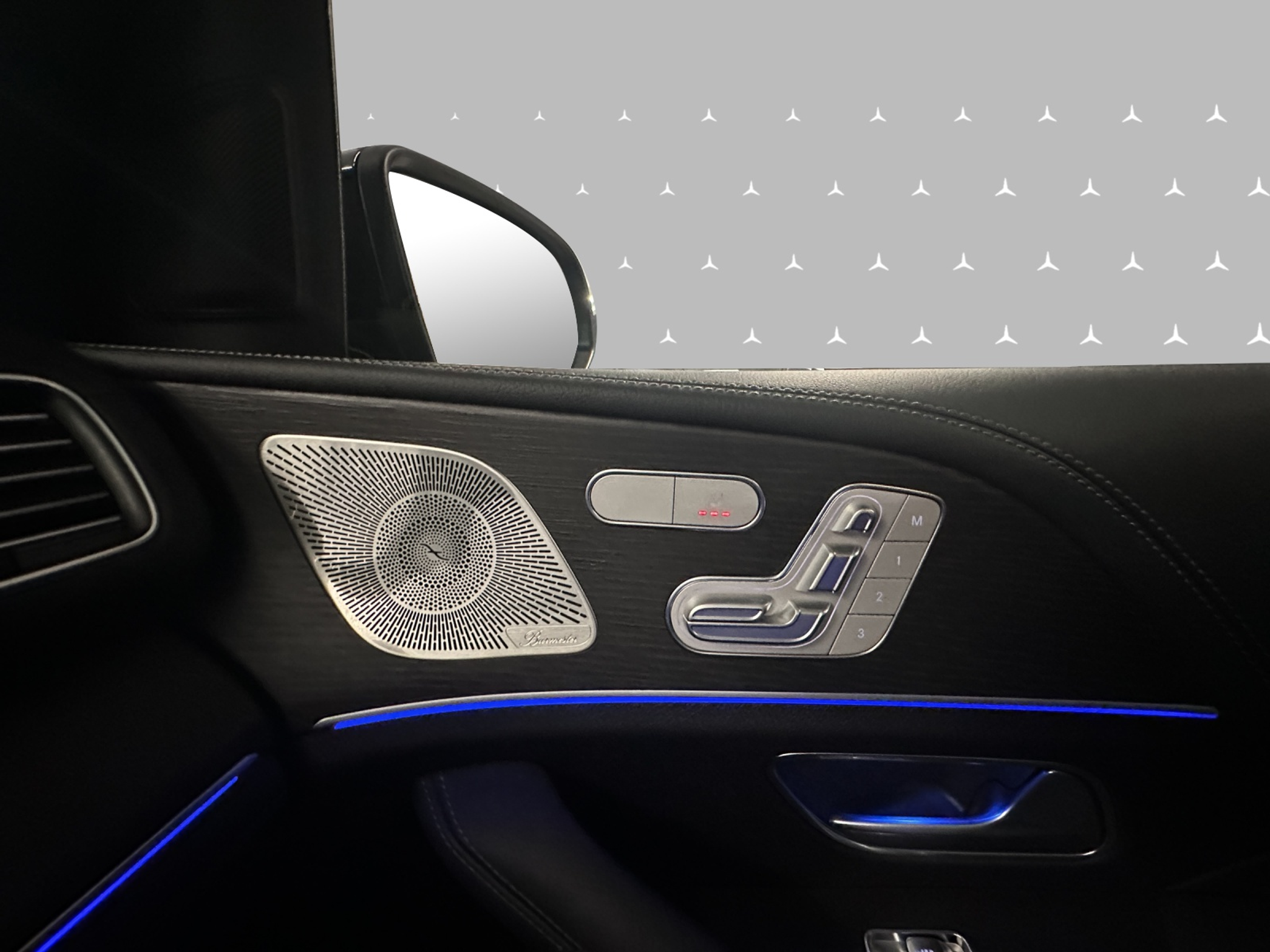 listing desktop thumbnail image 15