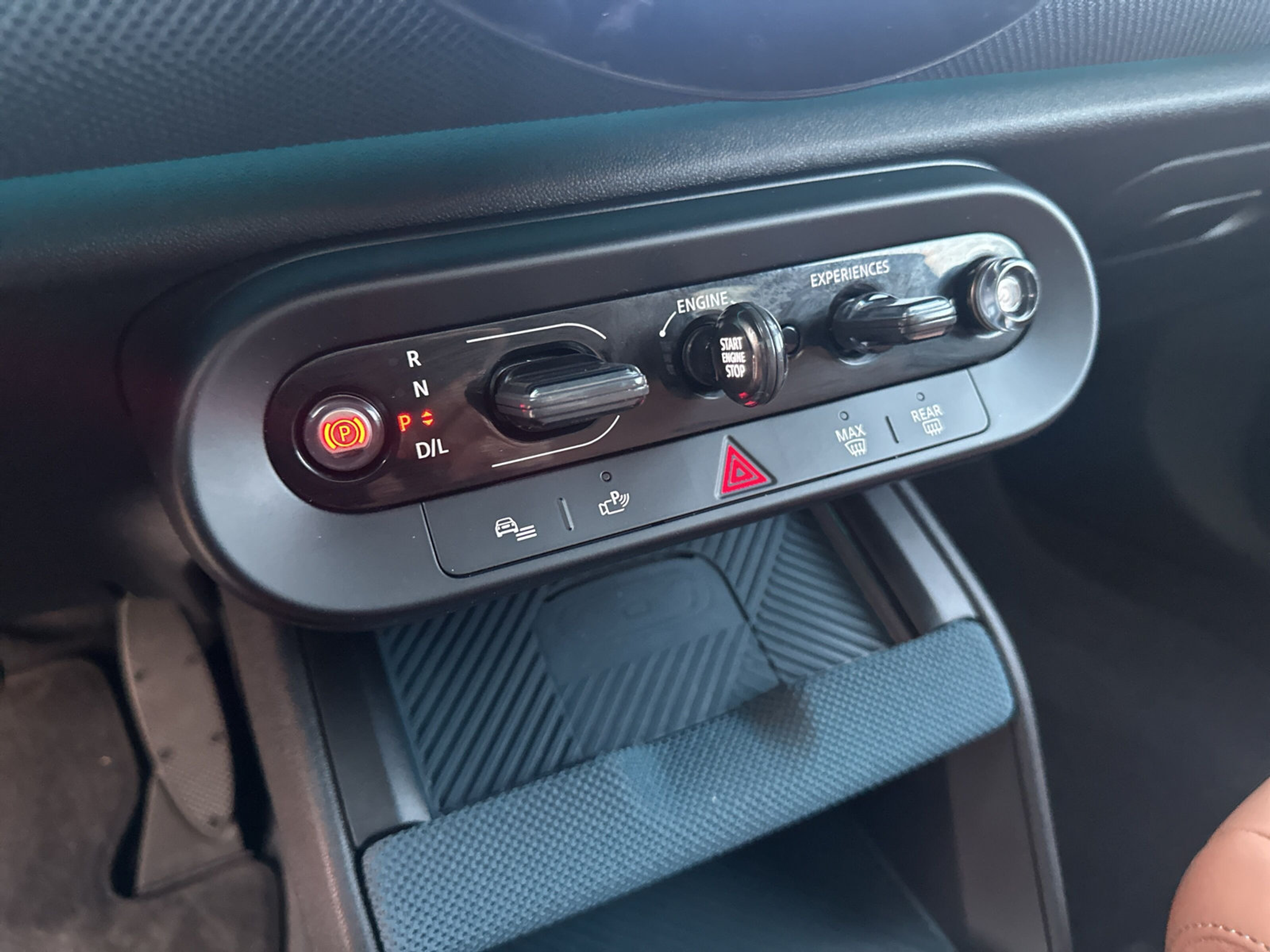 listing desktop thumbnail image 12