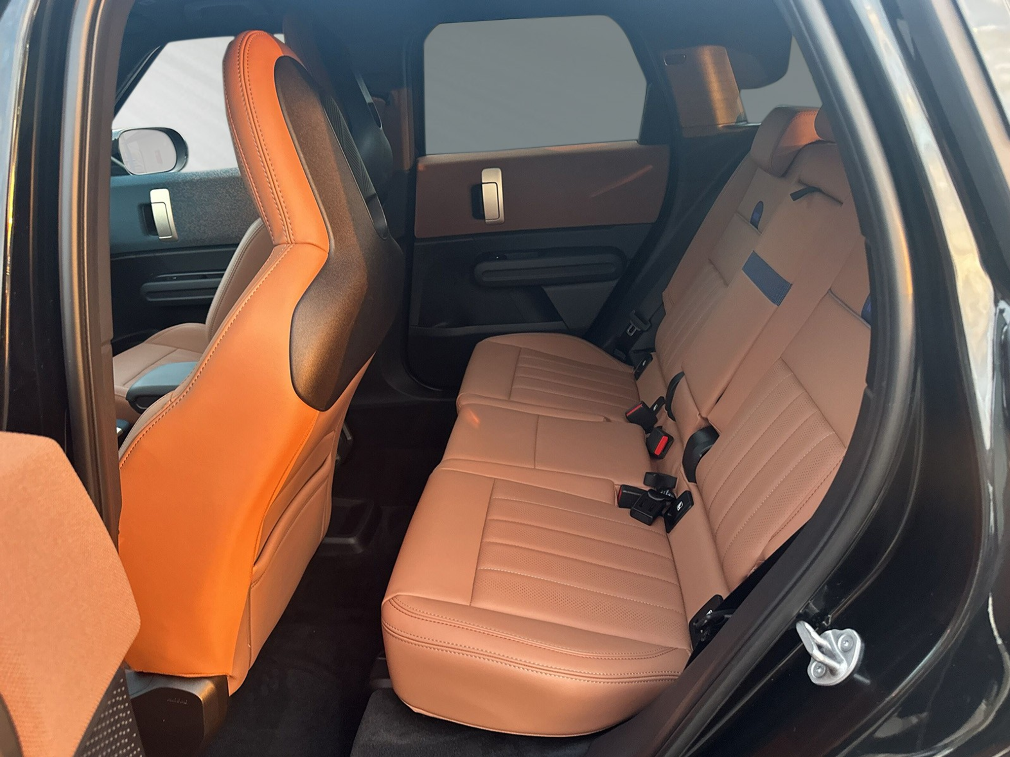 listing desktop thumbnail image 6