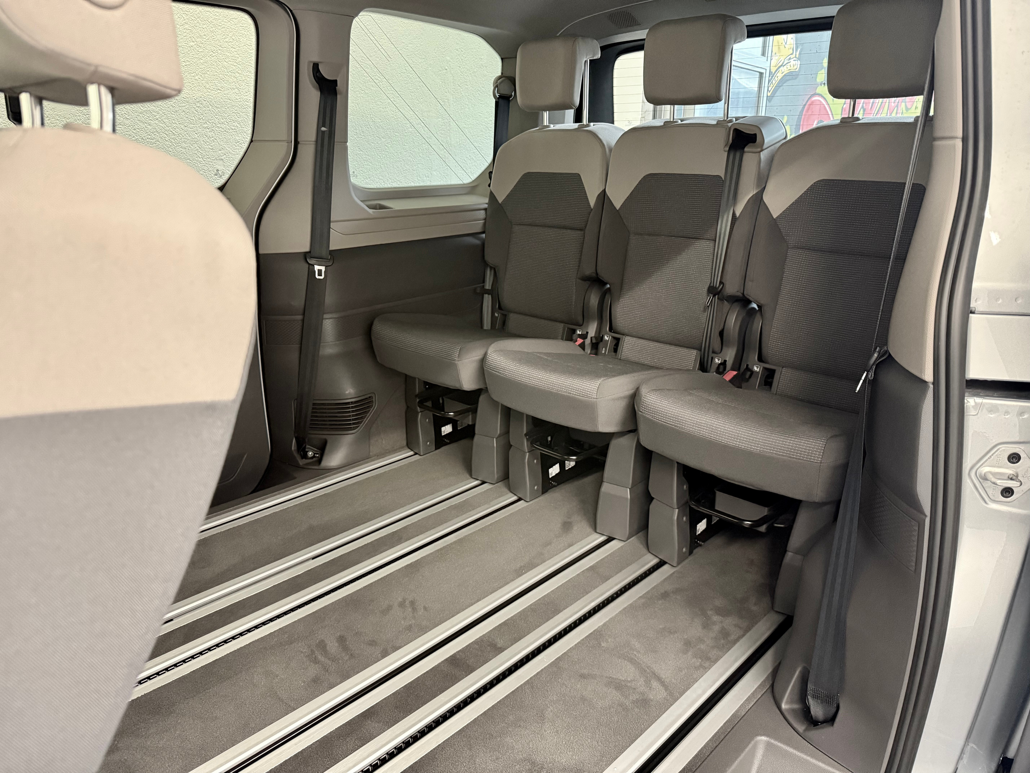 listing desktop thumbnail image 26