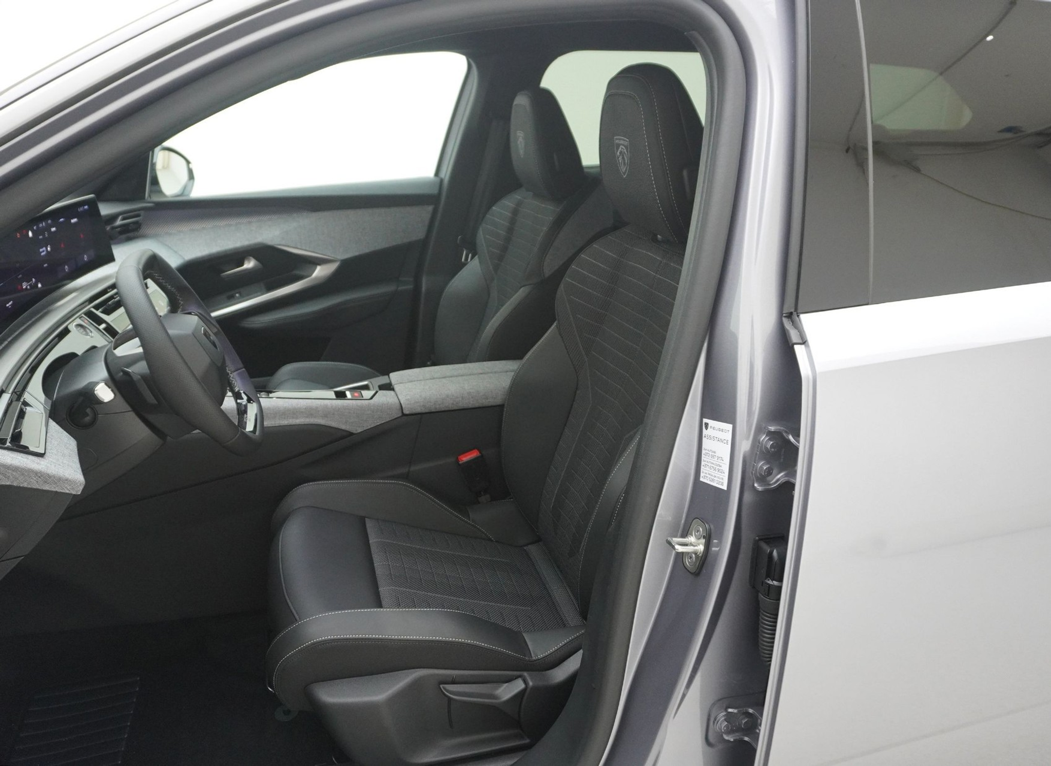 listing desktop thumbnail image 11