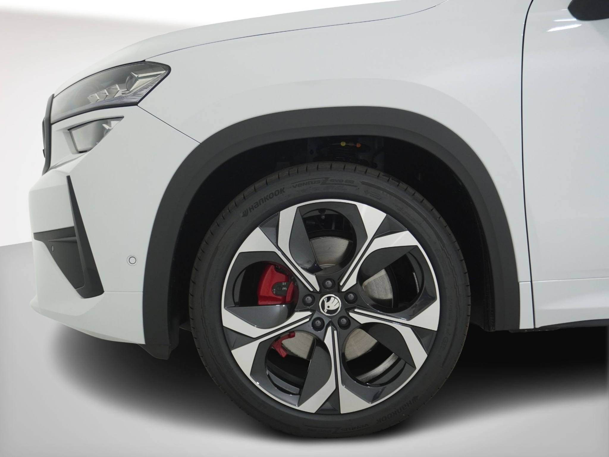 listing desktop thumbnail image 10