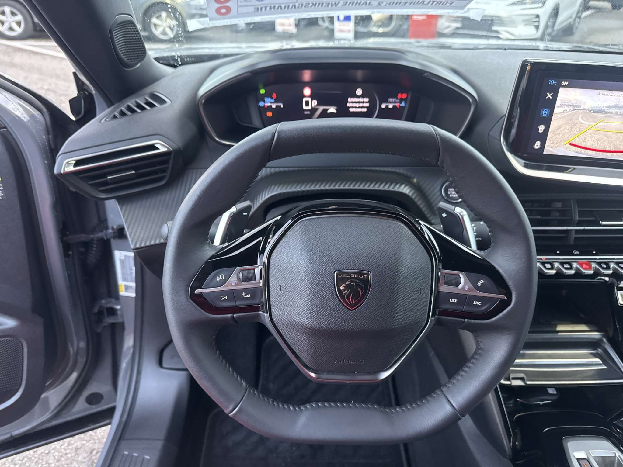 listing desktop thumbnail image 15