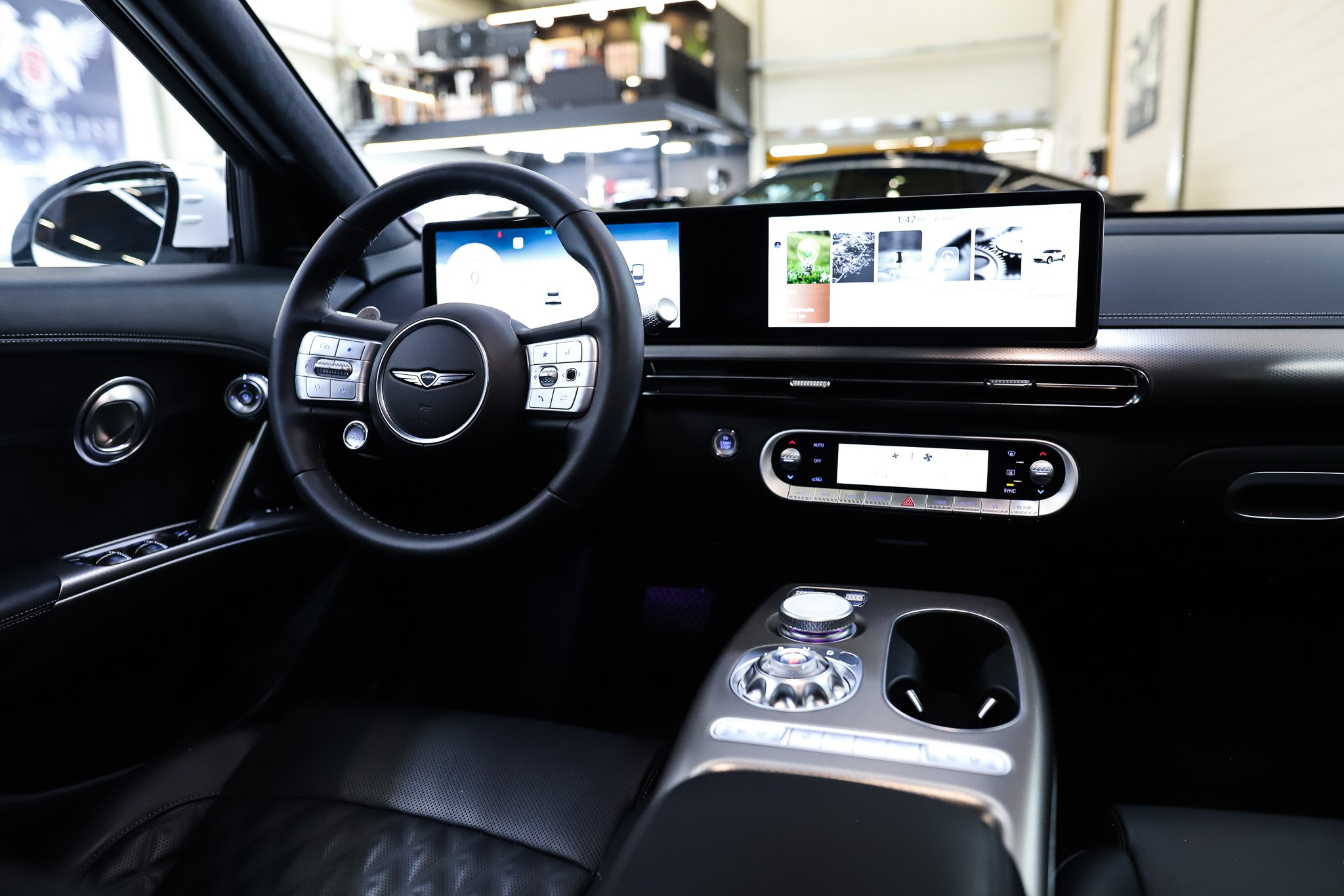 listing desktop thumbnail image 19