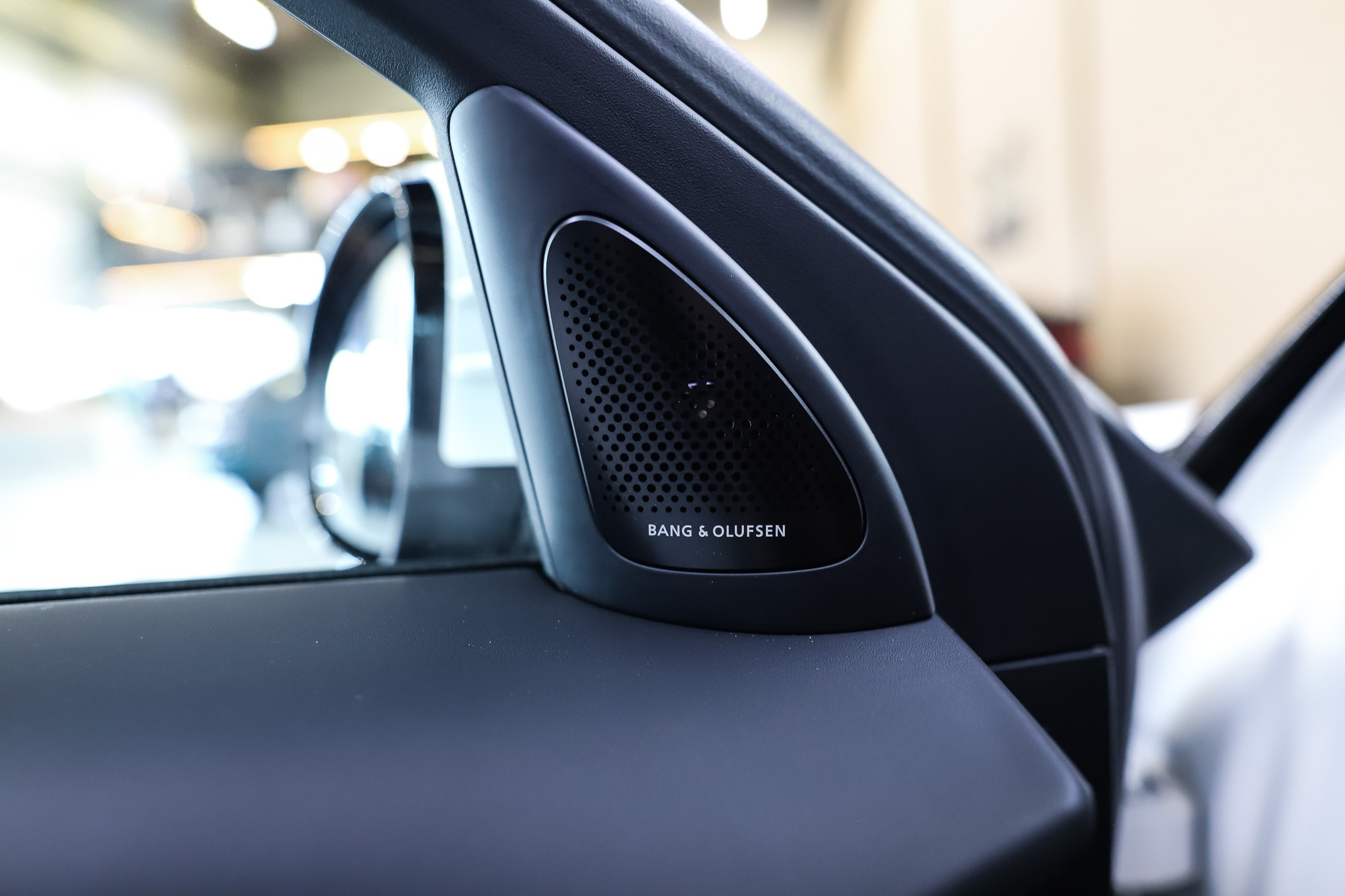 listing desktop thumbnail image 14