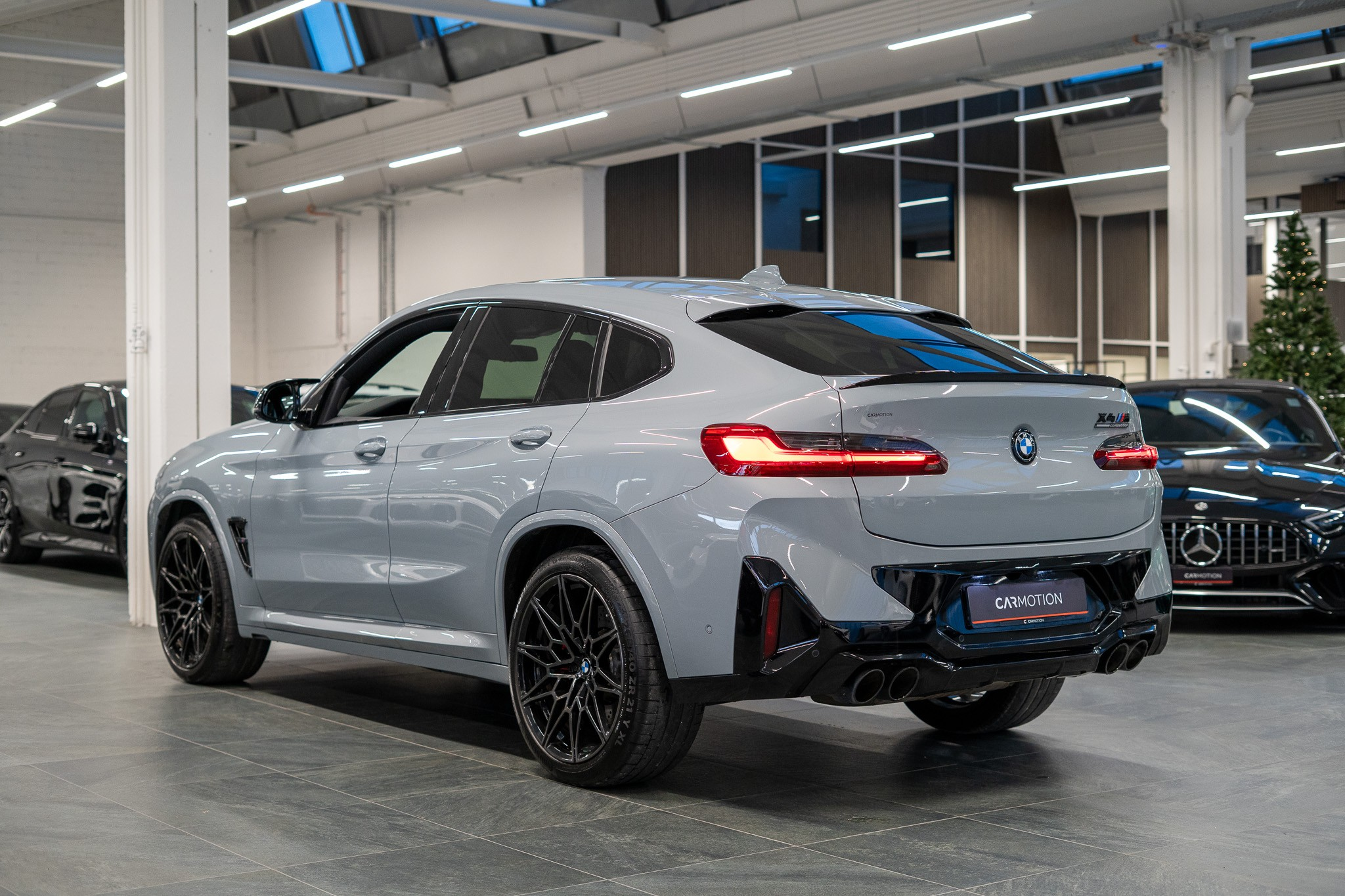 listing desktop thumbnail image 6