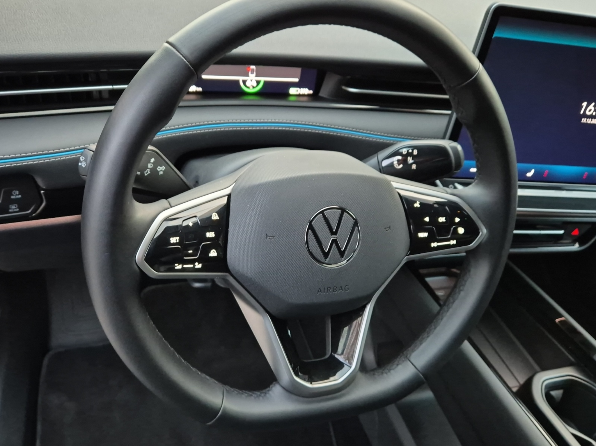 listing desktop thumbnail image 10