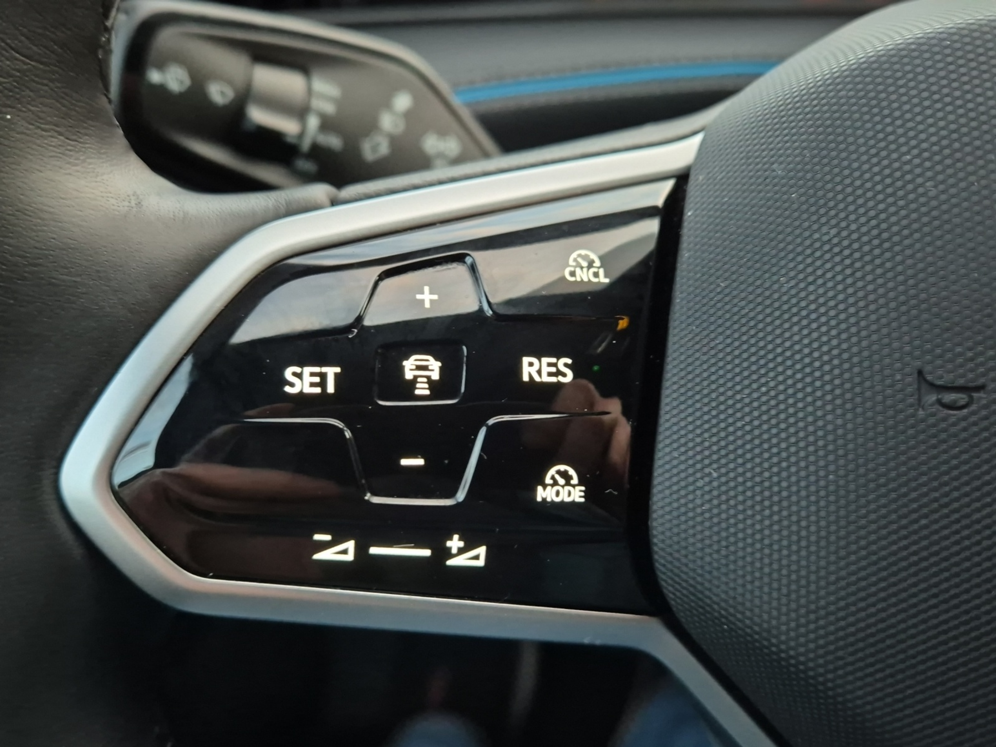 listing desktop thumbnail image 22