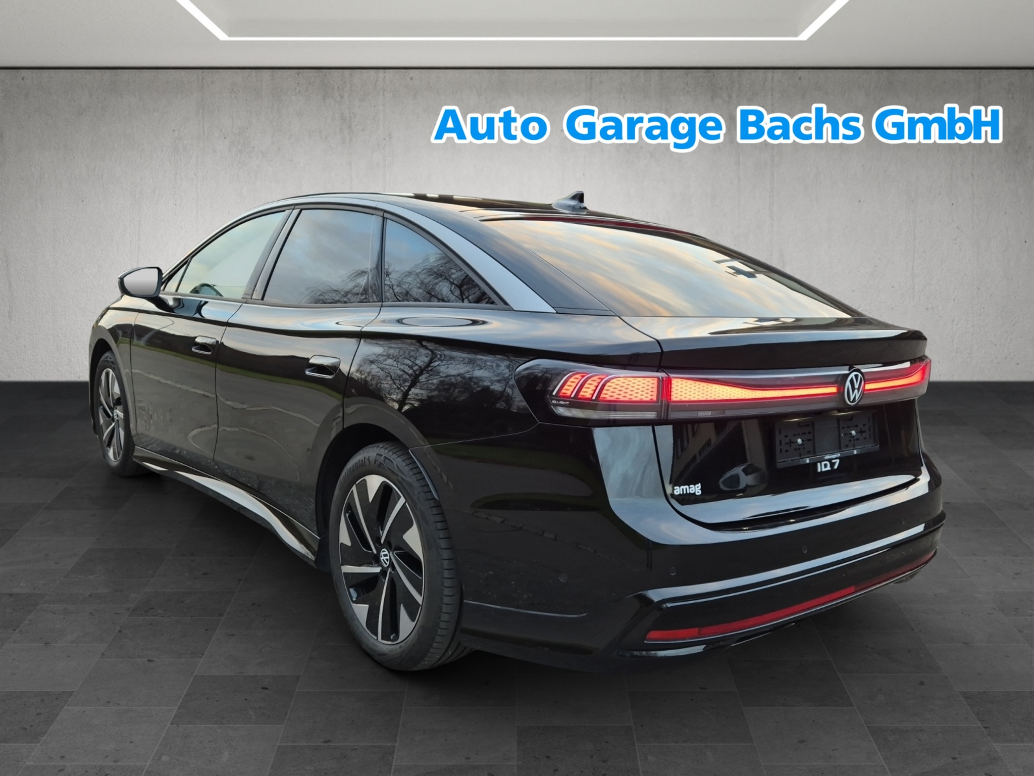 listing desktop thumbnail image 3