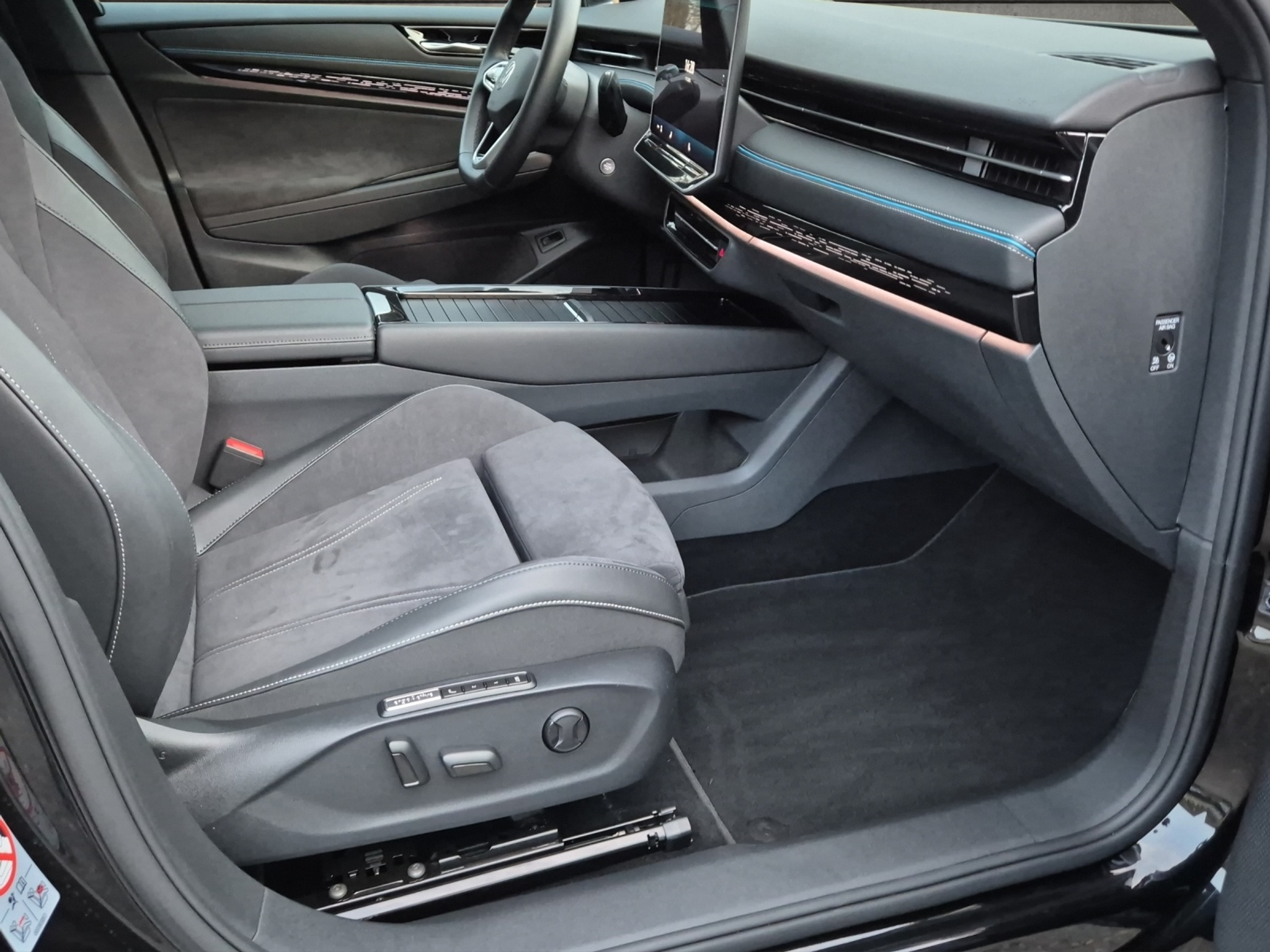 listing desktop thumbnail image 16