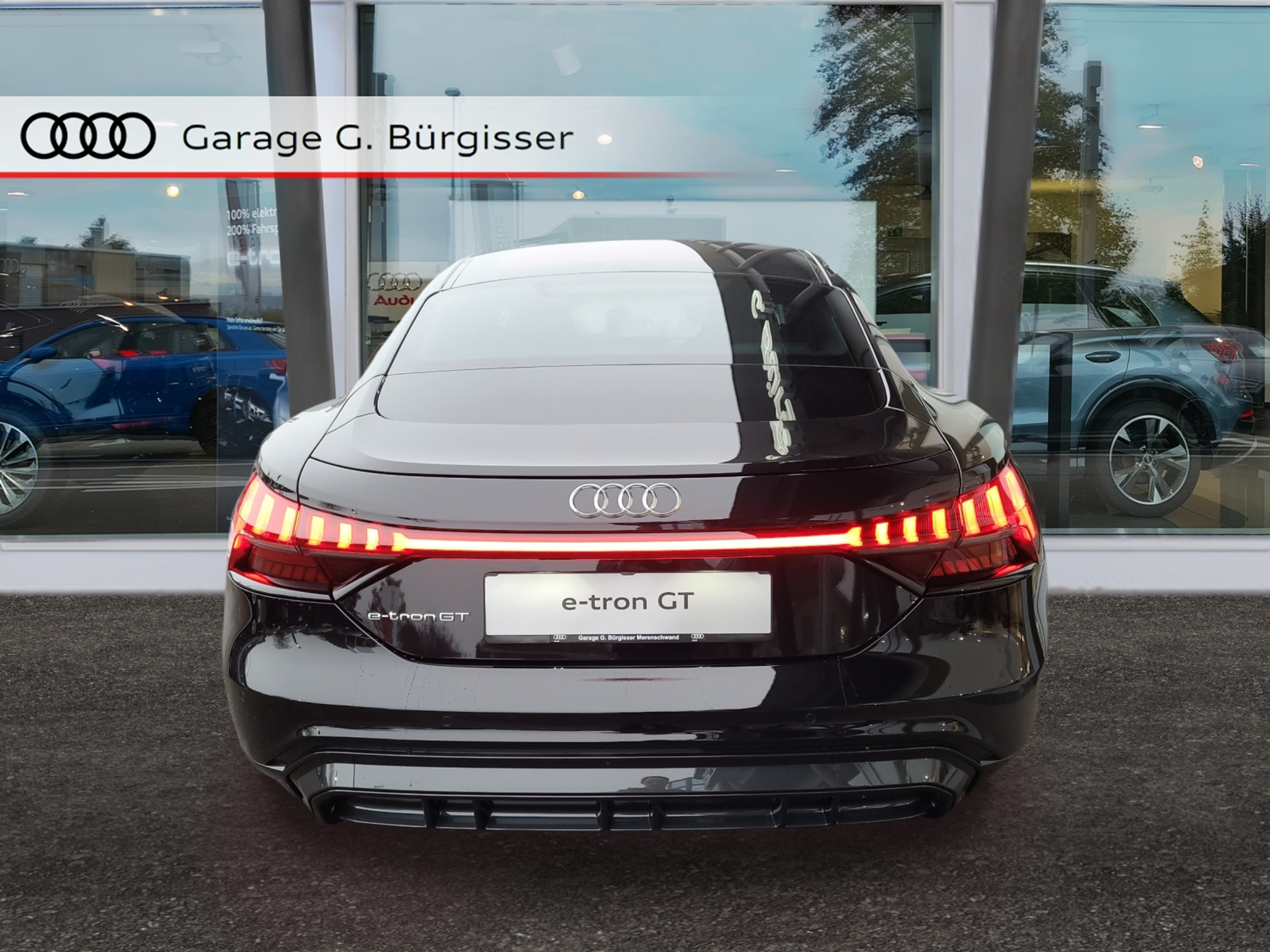 listing desktop thumbnail image 4