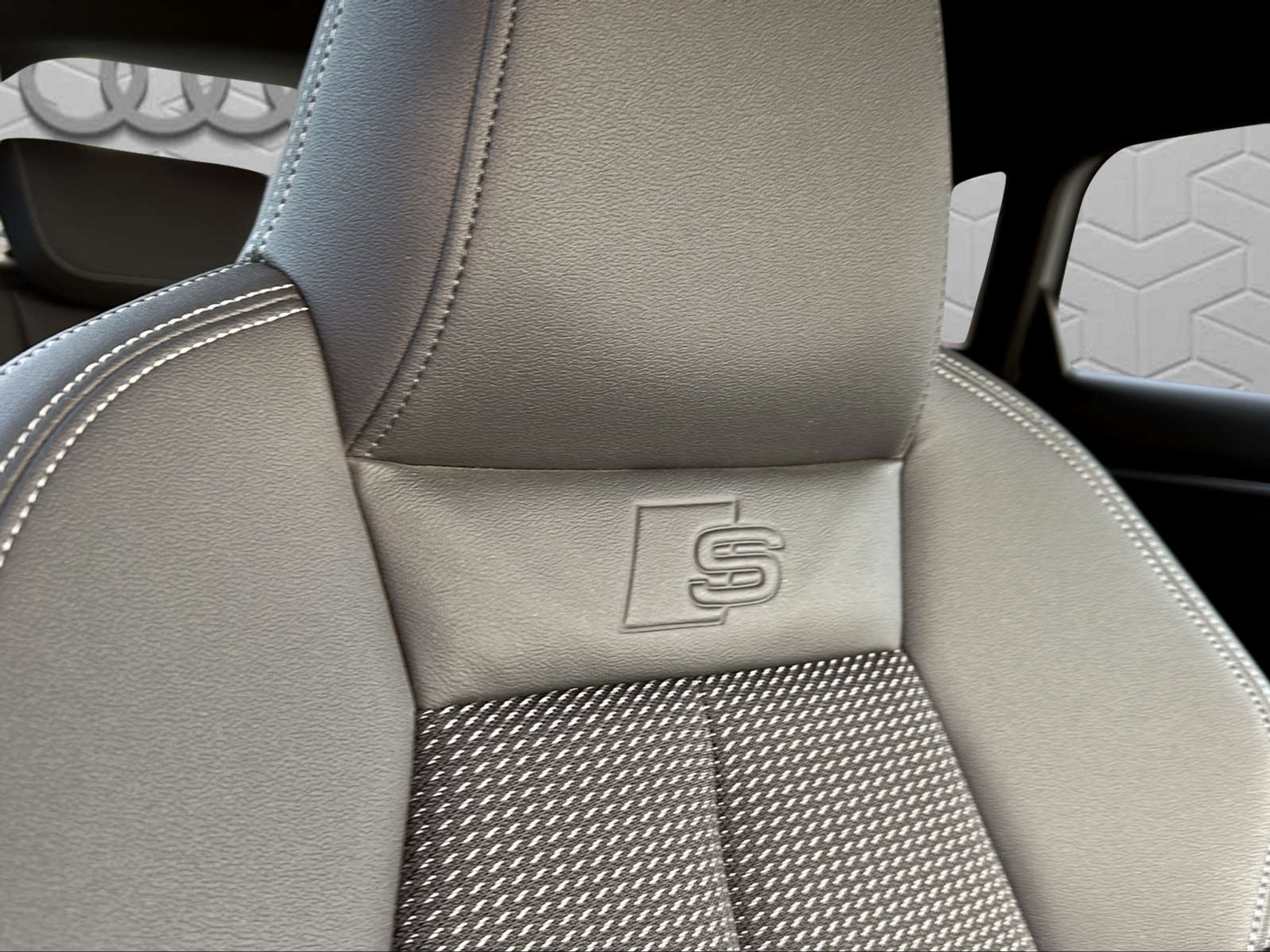 listing desktop thumbnail image 18