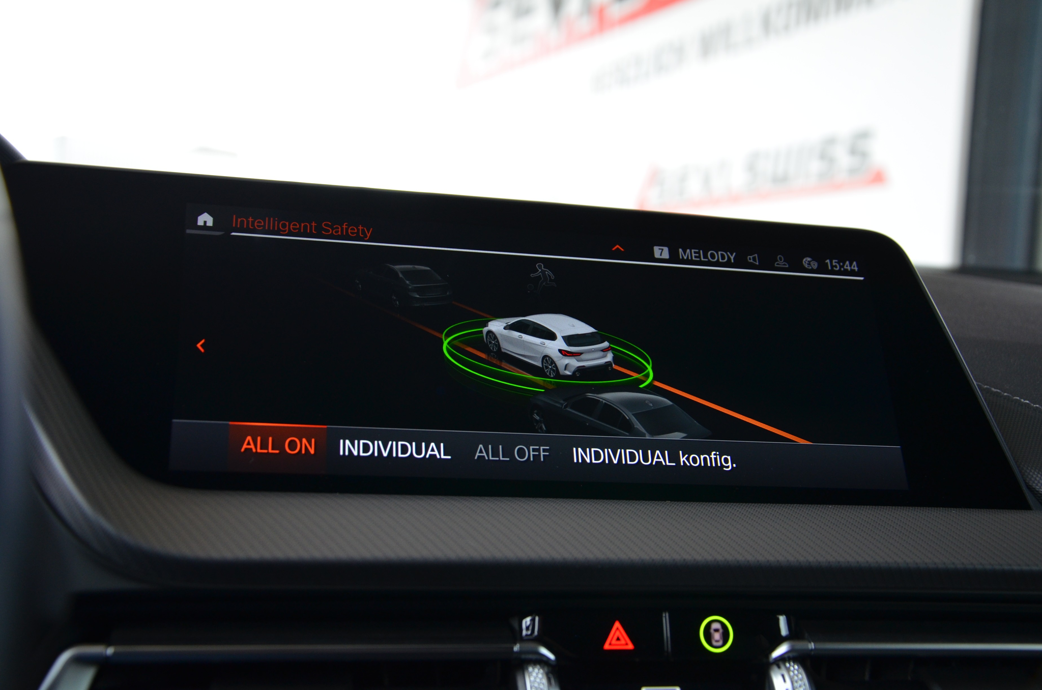 listing desktop thumbnail image 19