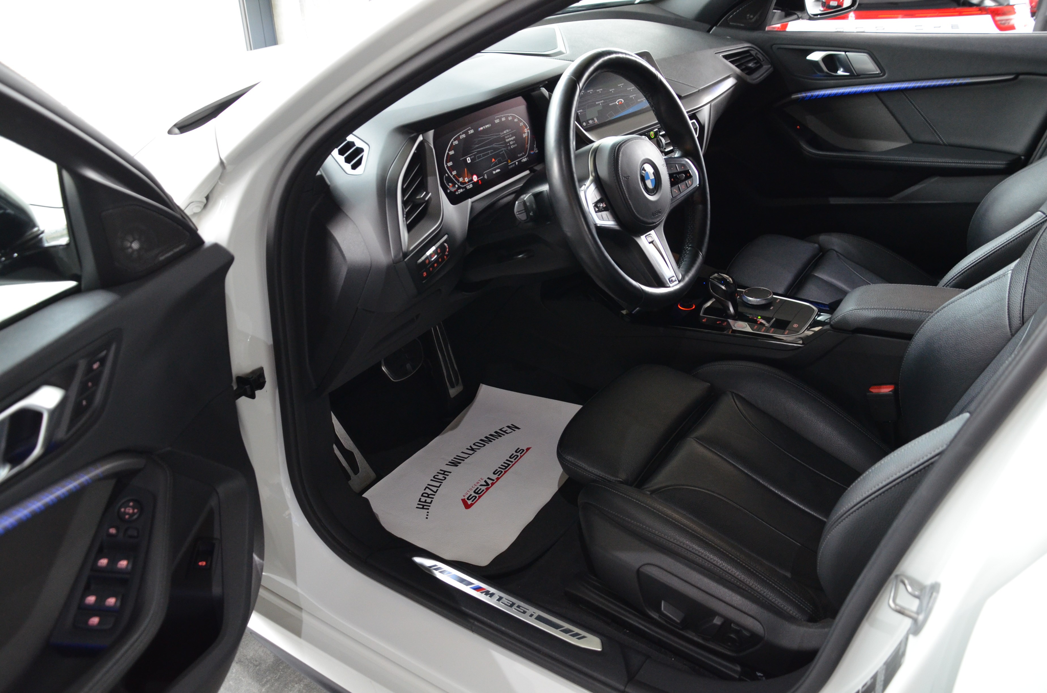 listing desktop thumbnail image 11