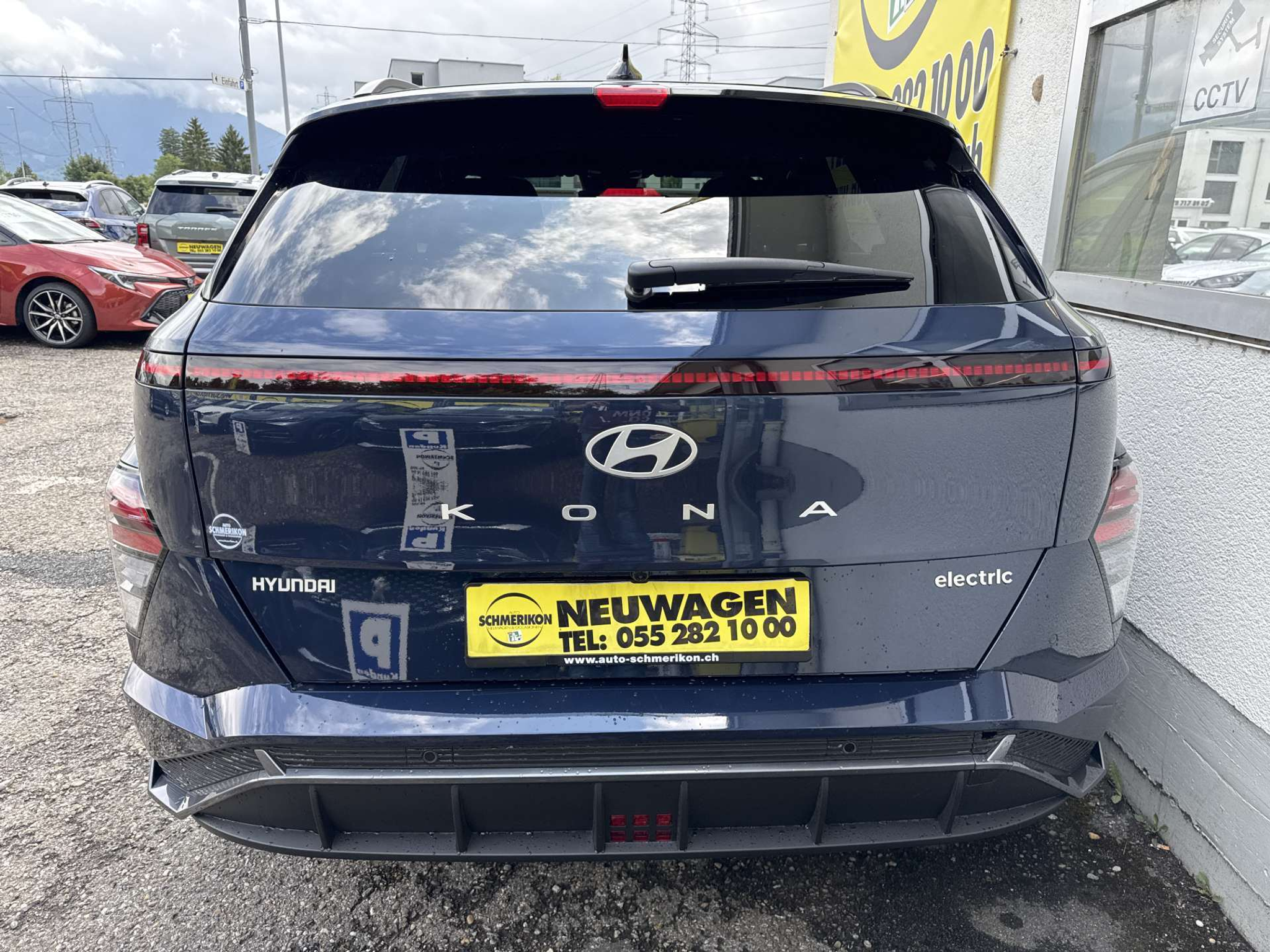 listing desktop thumbnail image 3