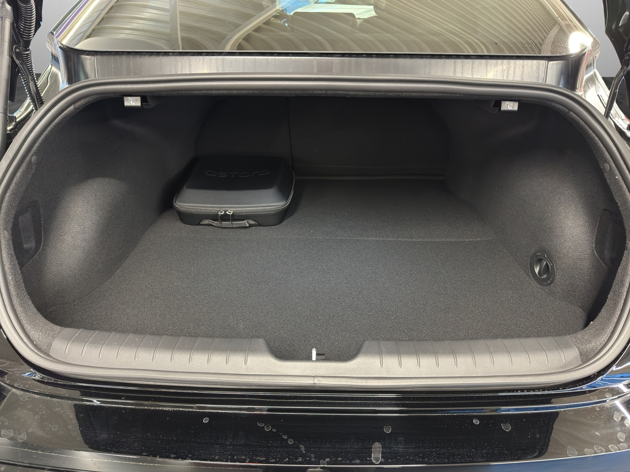 listing desktop thumbnail image 15