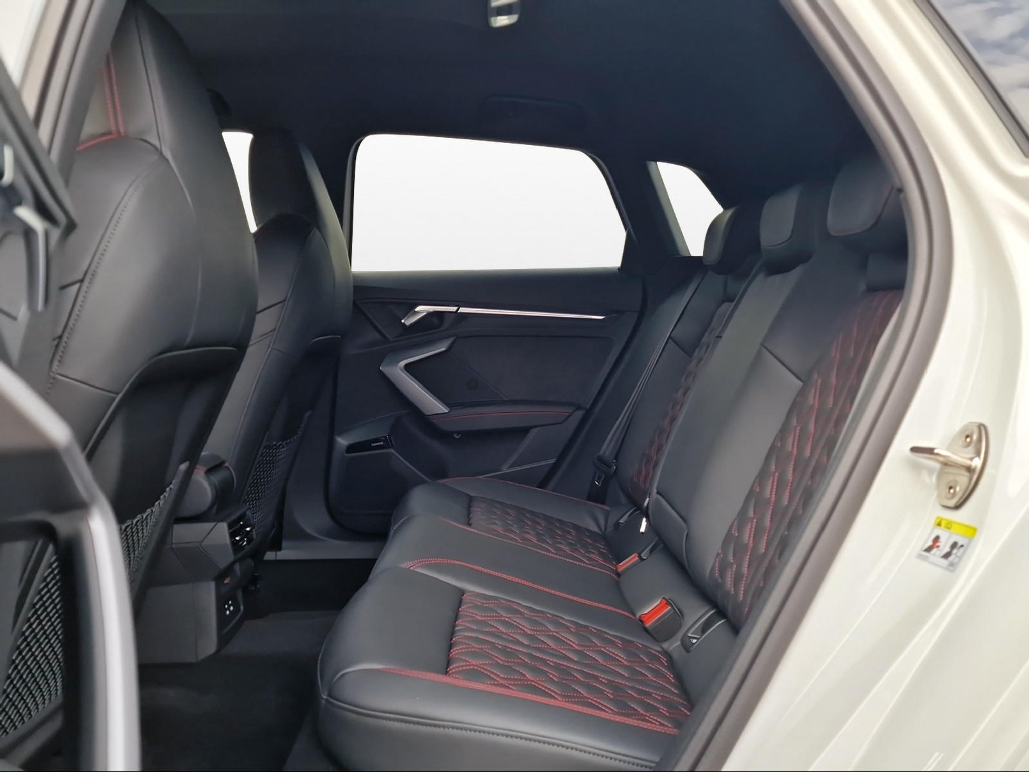 listing desktop thumbnail image 10