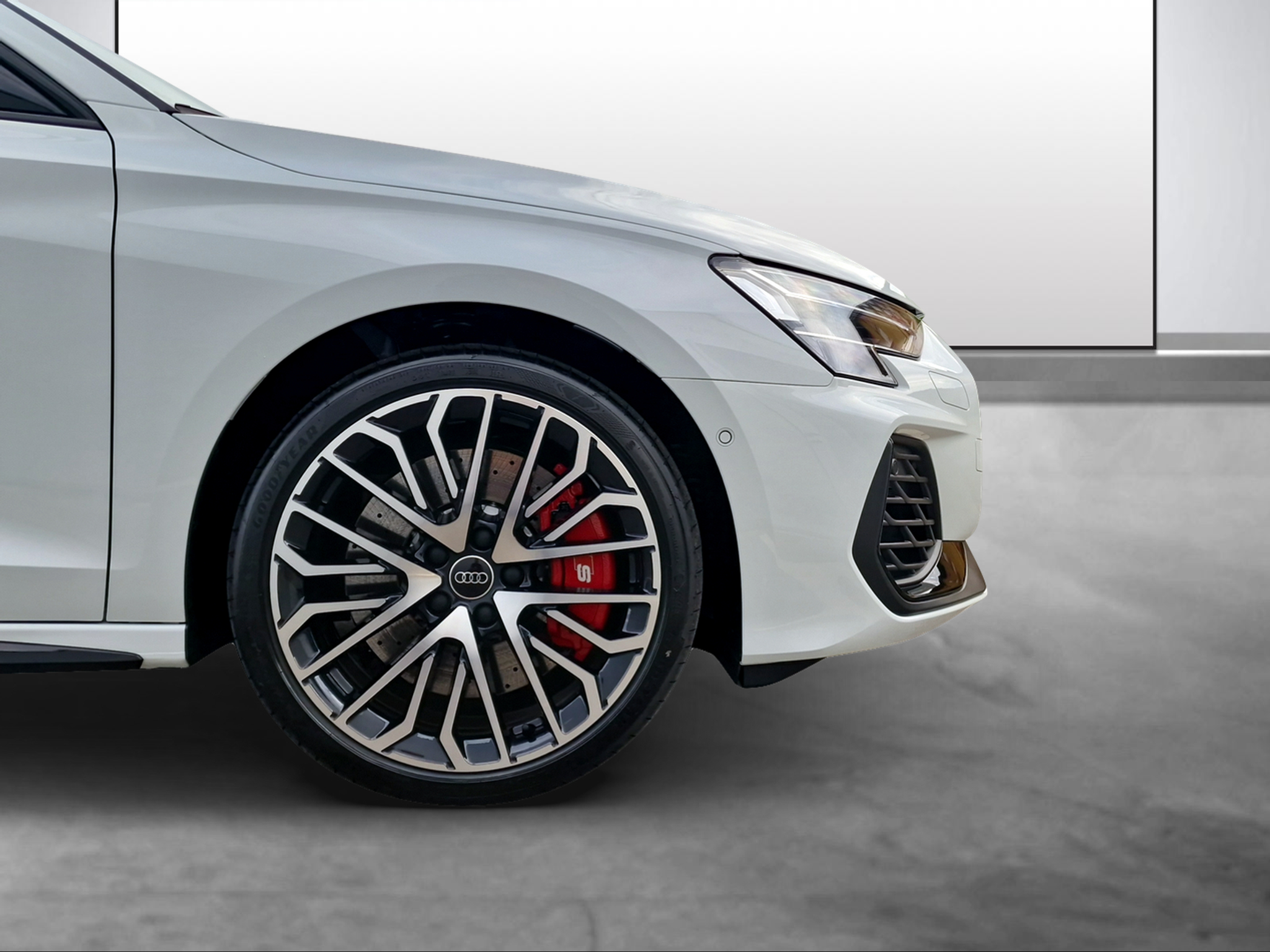 listing desktop thumbnail image 14