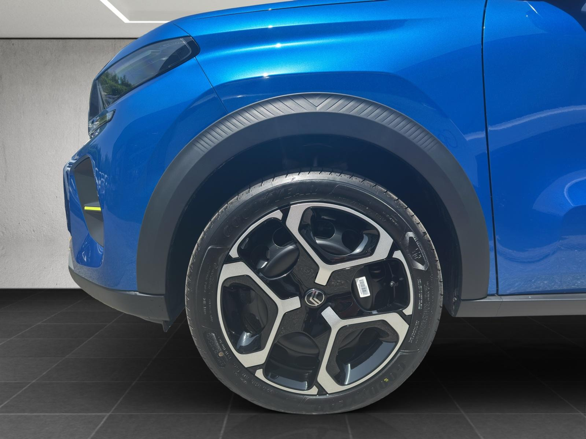 listing desktop thumbnail image 18