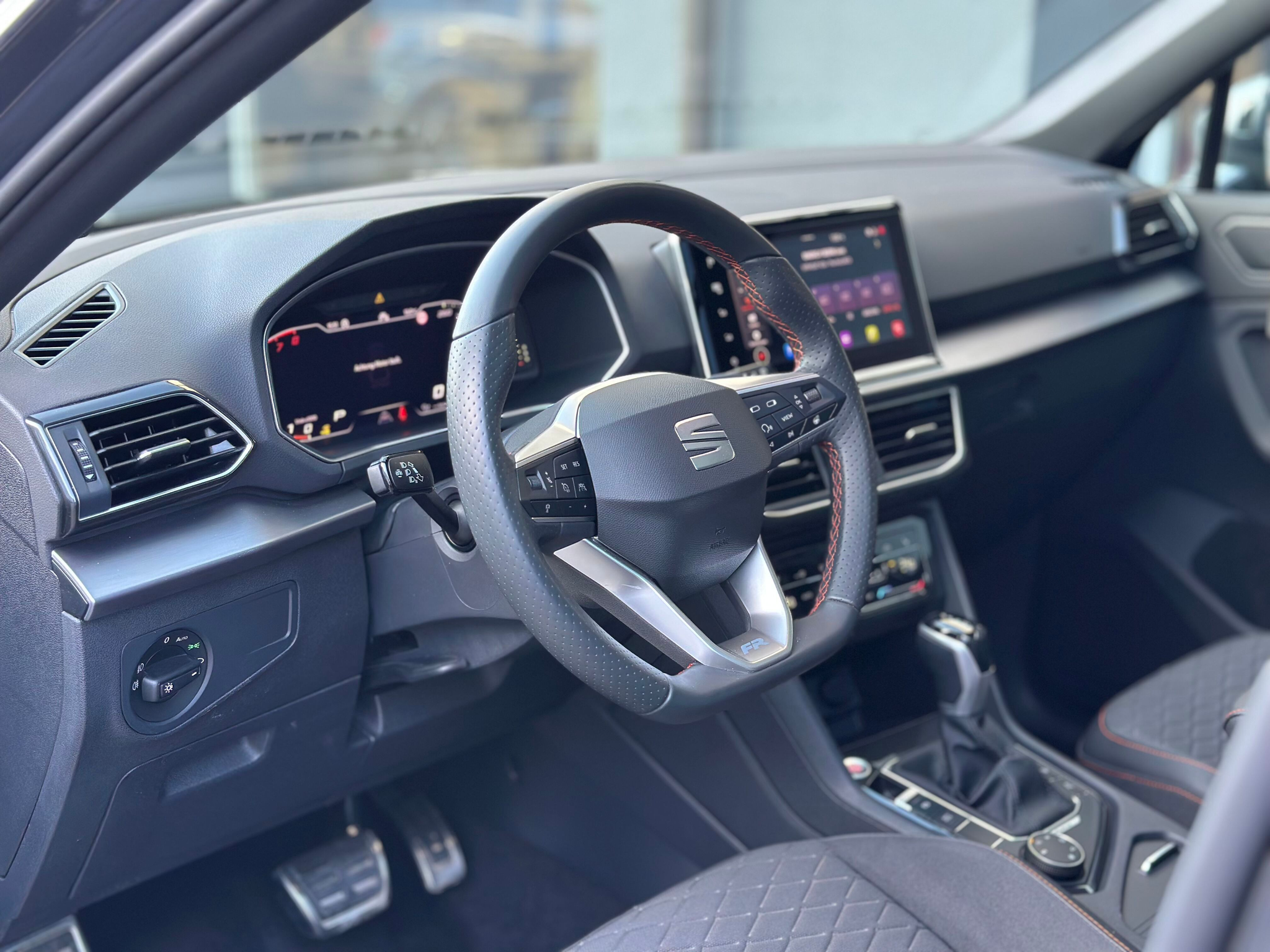 listing desktop thumbnail image 7