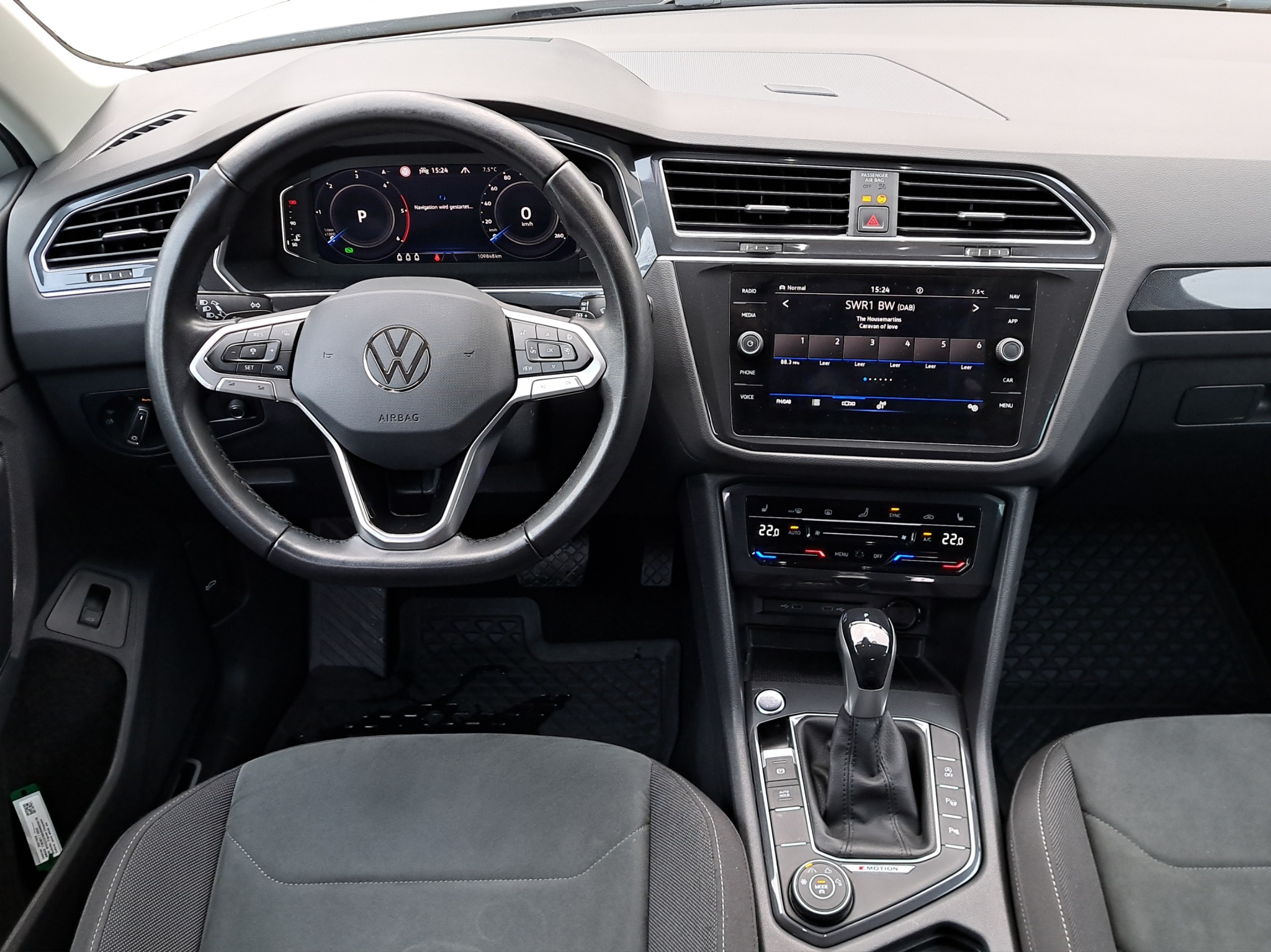 listing desktop thumbnail image 8