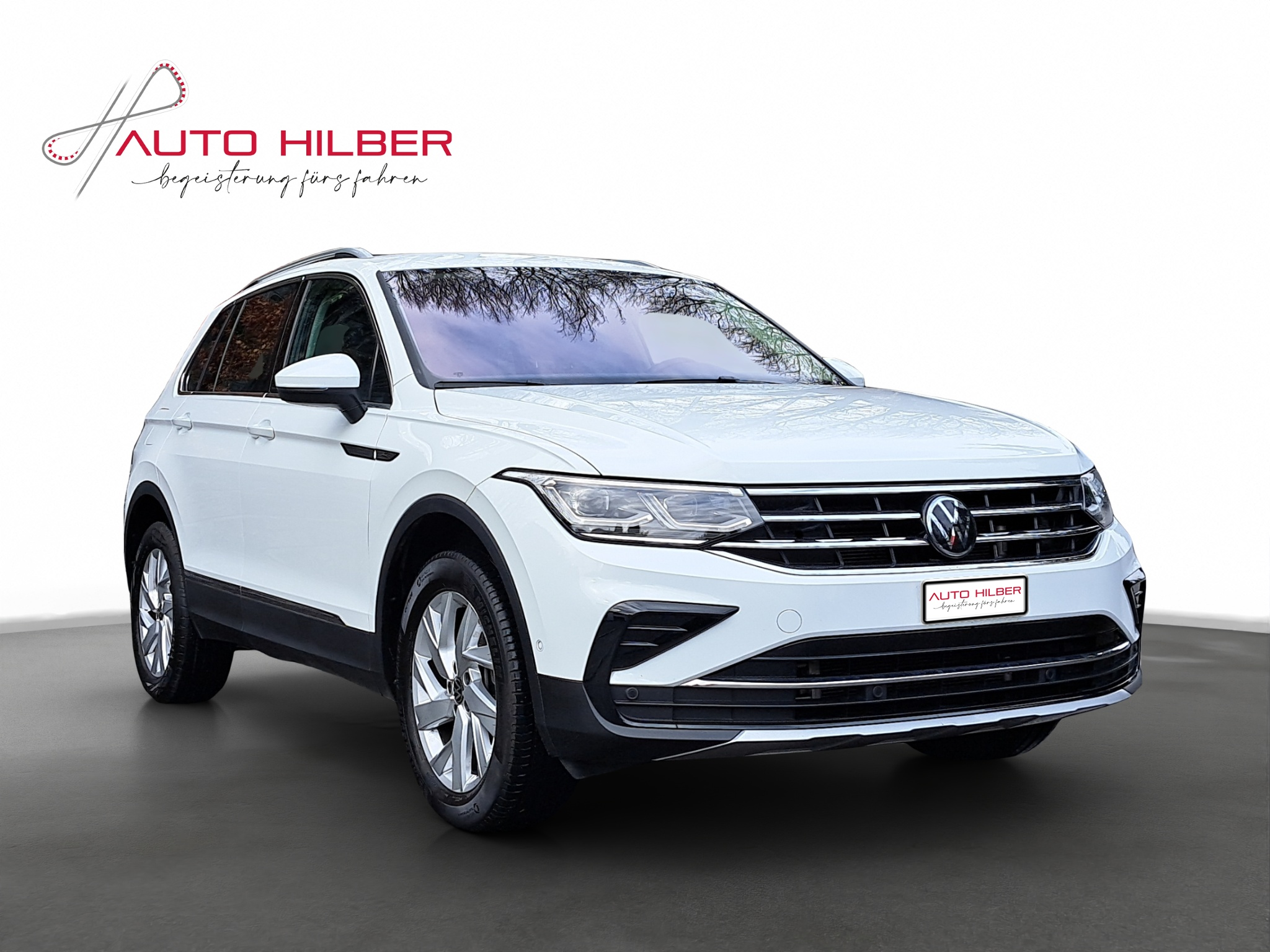 listing desktop thumbnail image 13