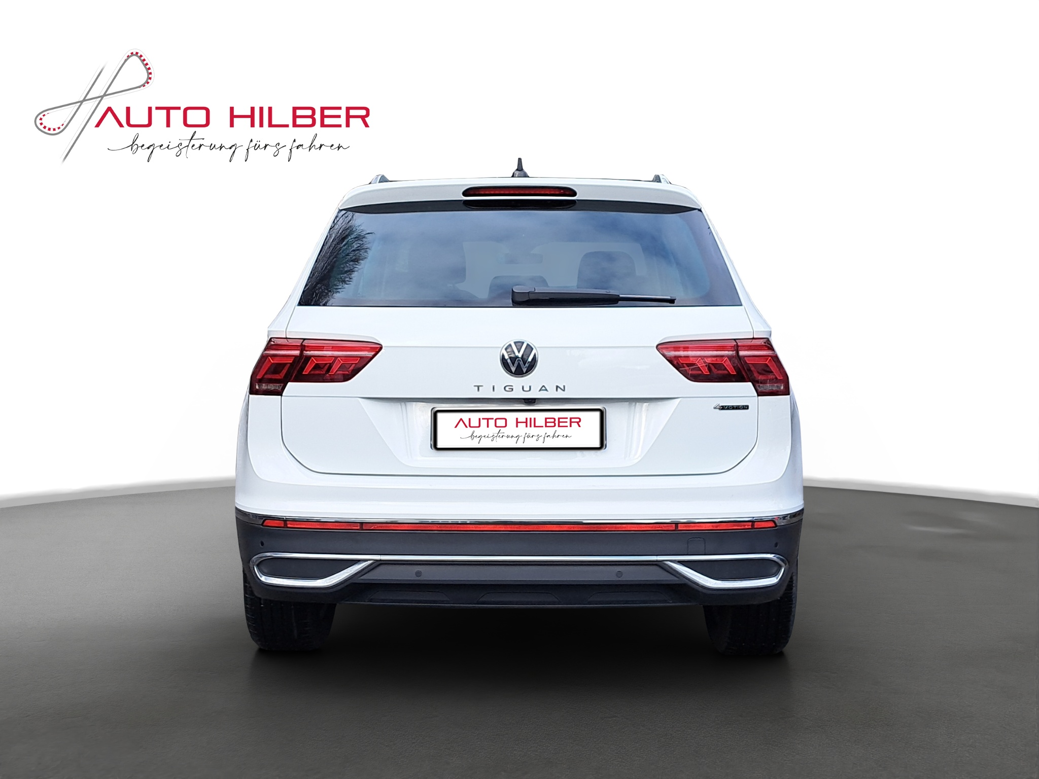 listing desktop thumbnail image 4