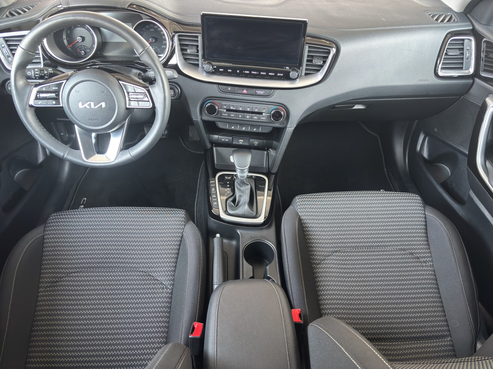 listing desktop thumbnail image 11