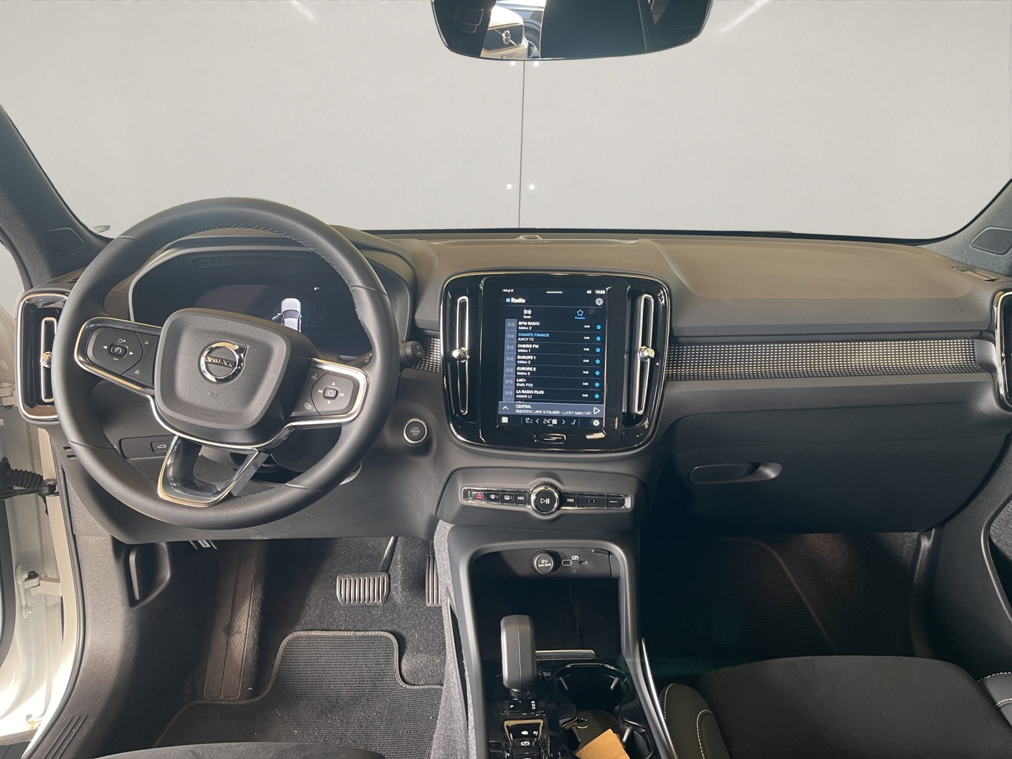 listing desktop thumbnail image 11