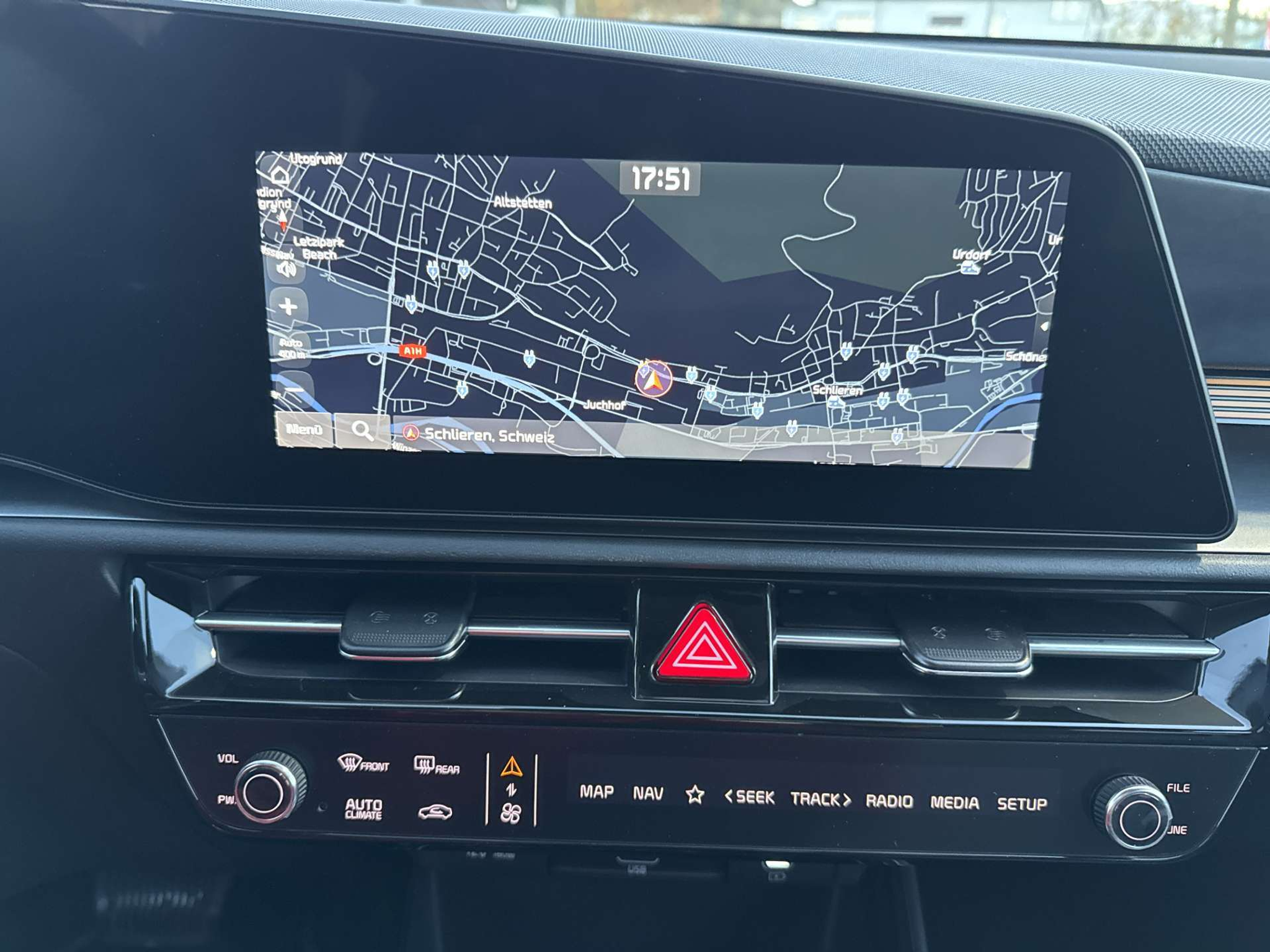 listing desktop thumbnail image 1