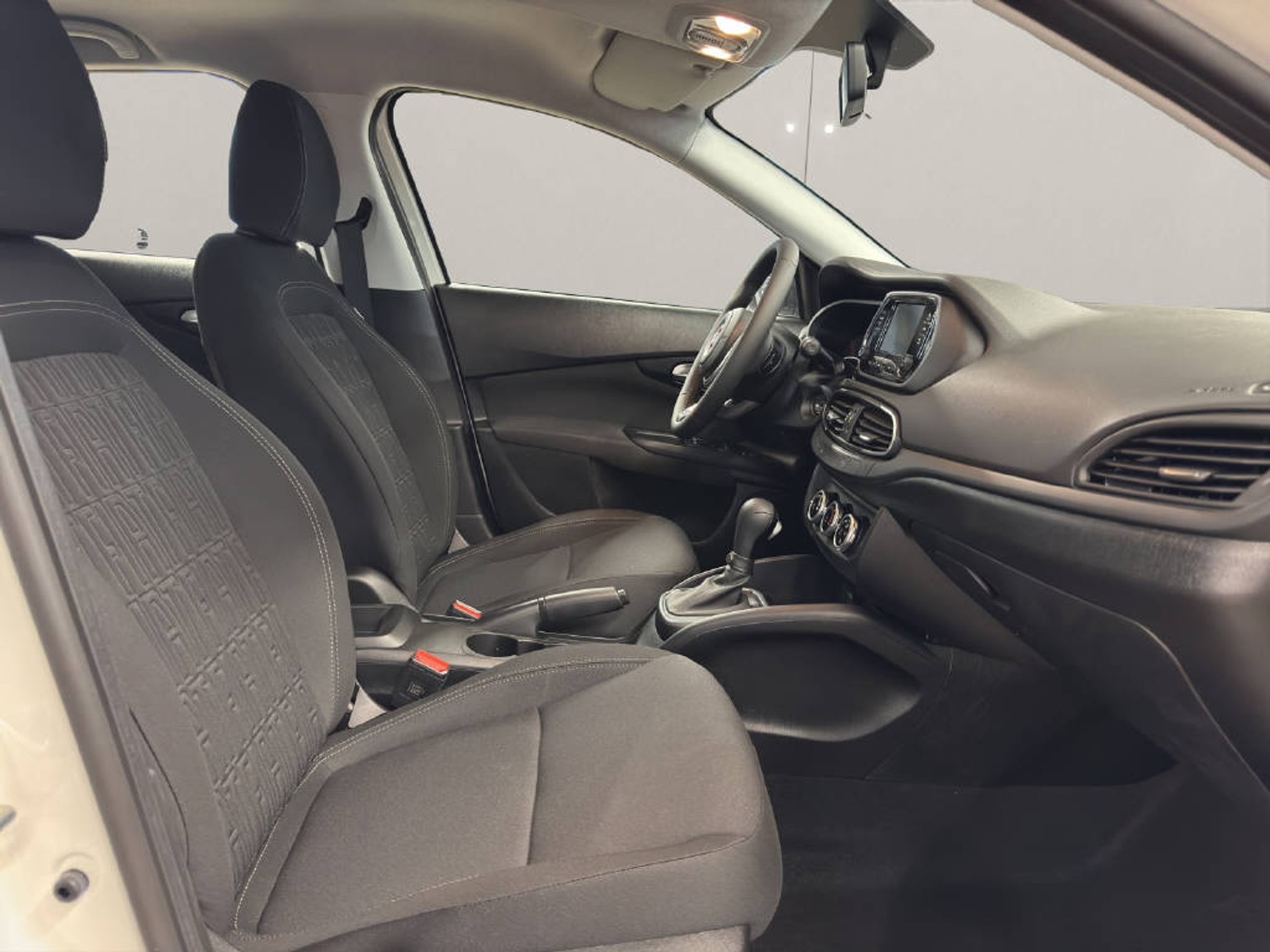 listing desktop thumbnail image 10