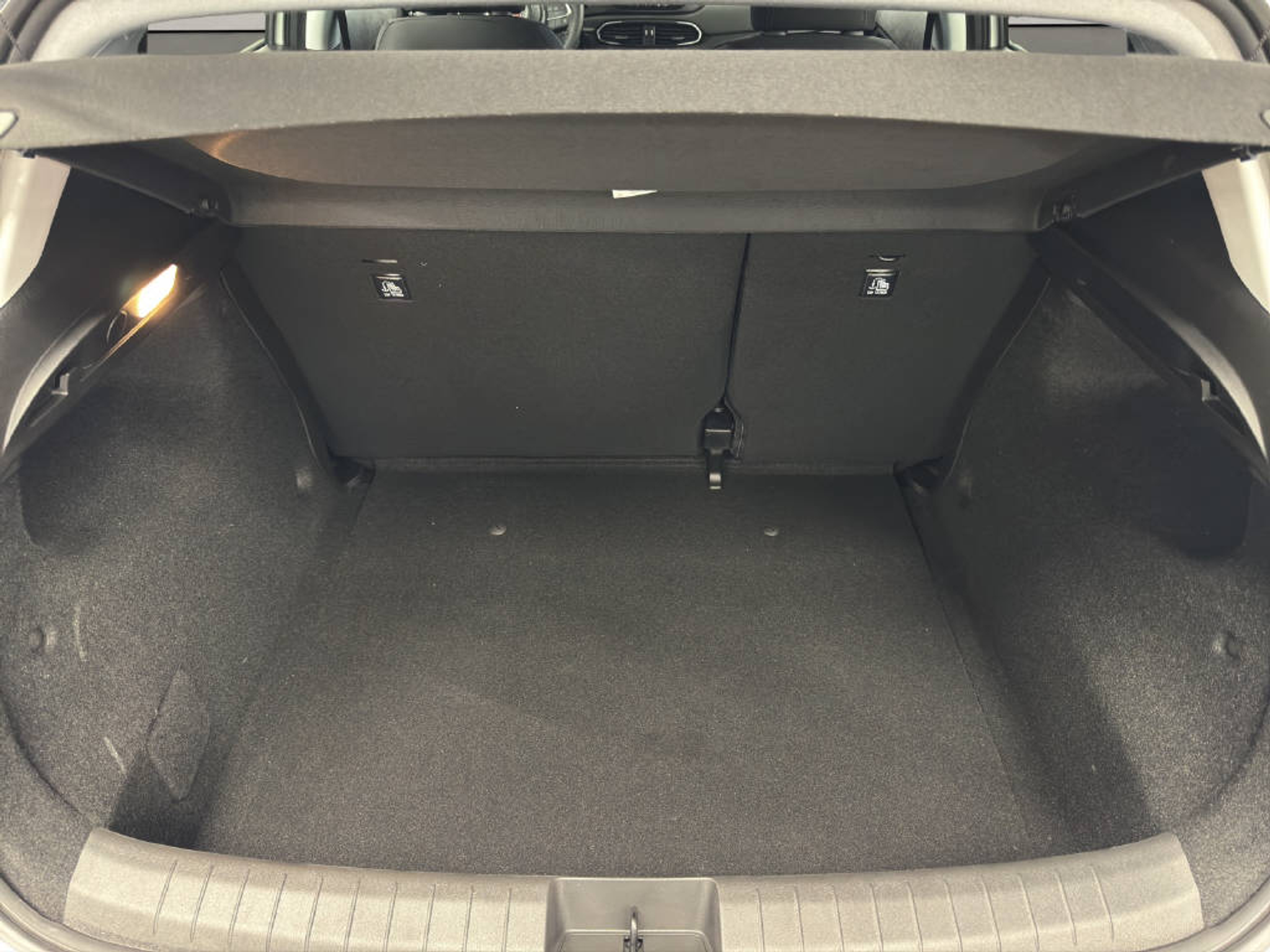 listing desktop thumbnail image 8