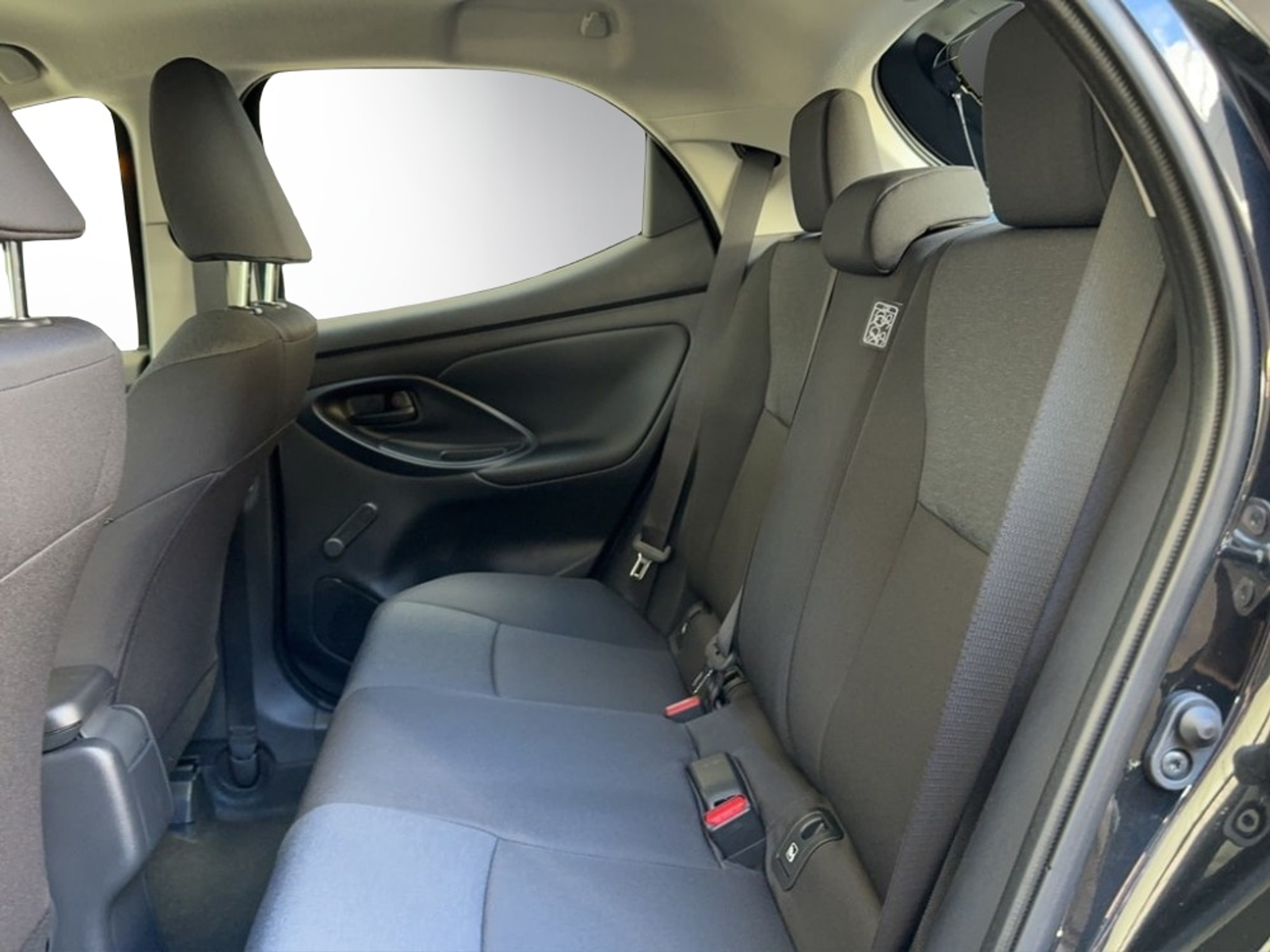 listing desktop thumbnail image 7