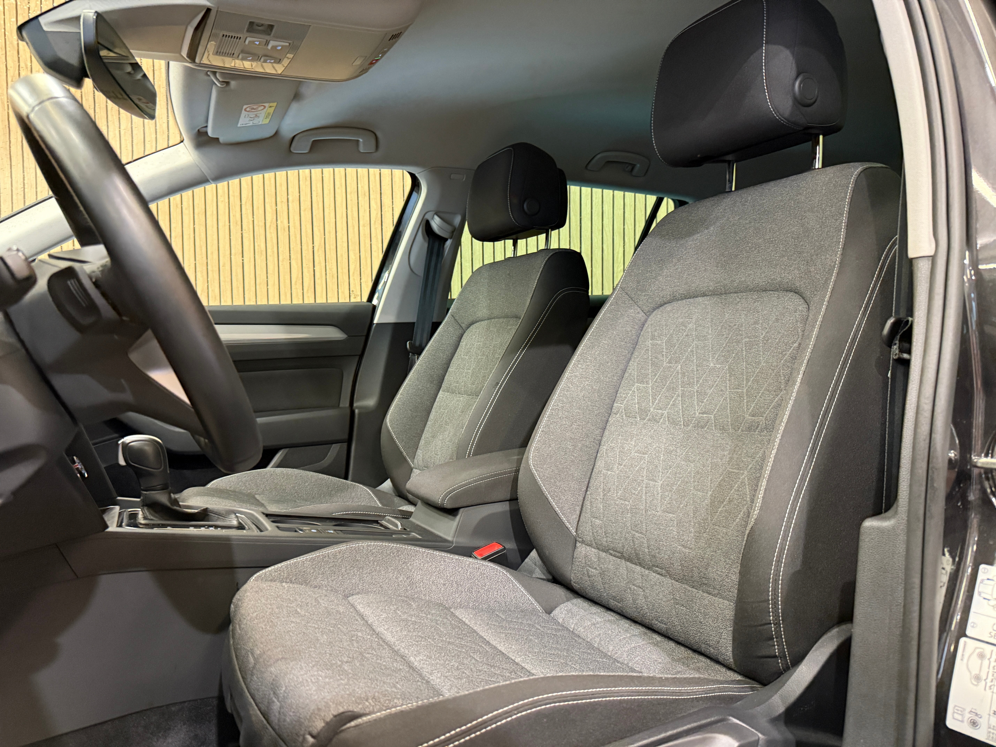 listing desktop thumbnail image 13