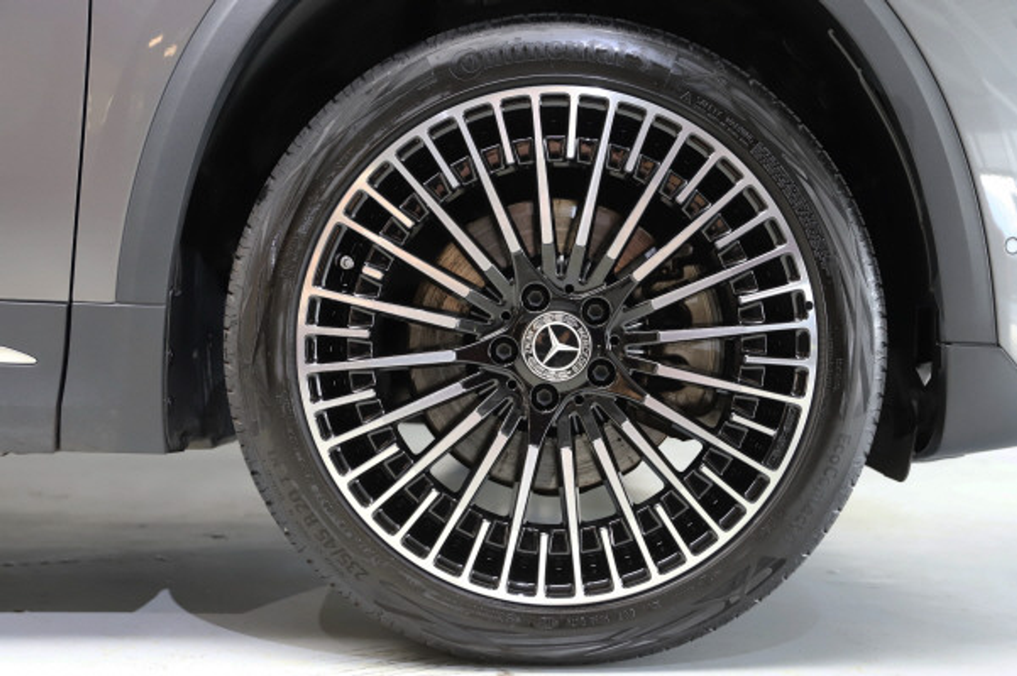 listing desktop thumbnail image 12